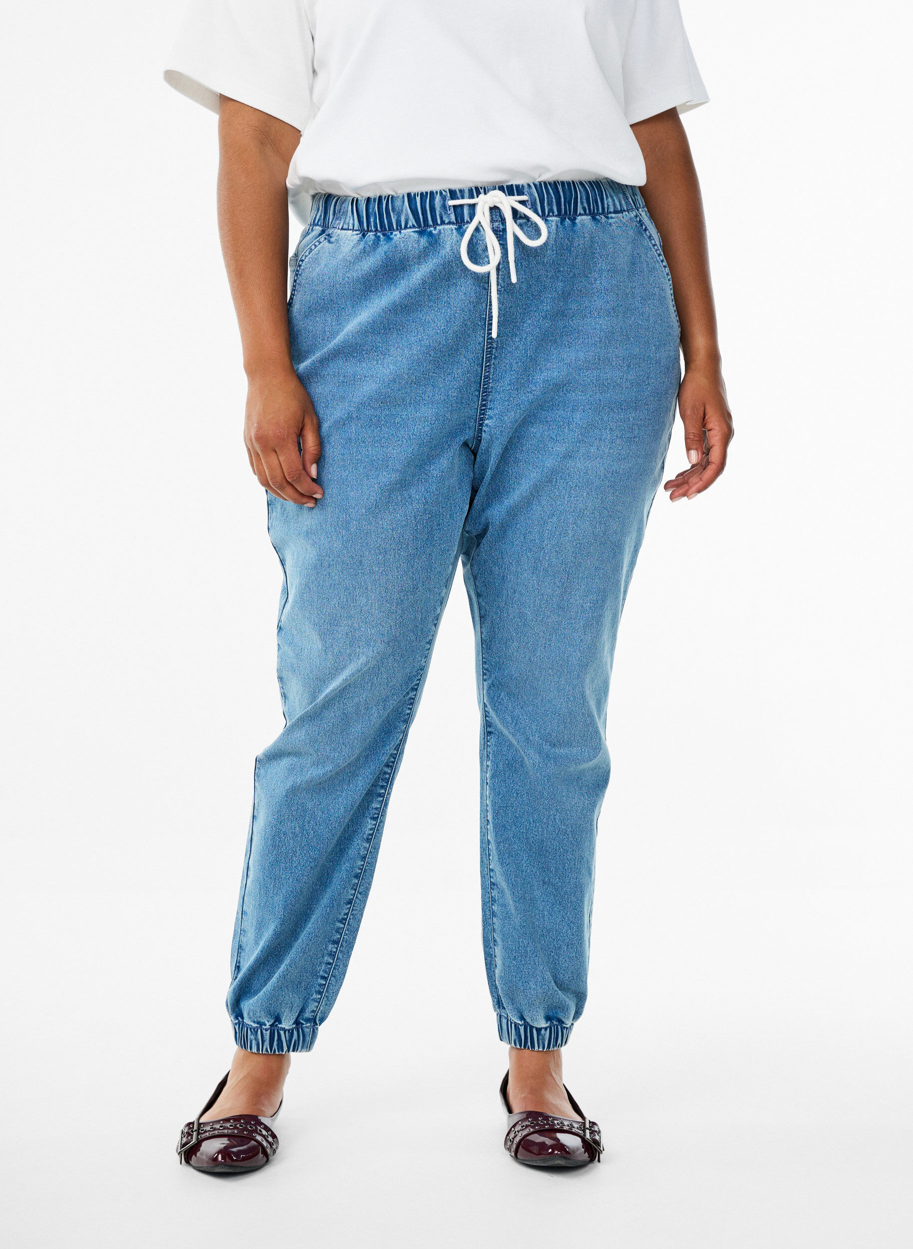 ZizziJeansowe joggery z kieszeniami, Niebieskie, Model image number 3