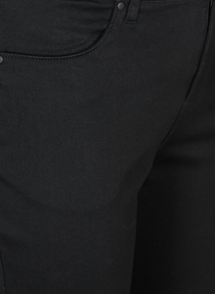 Amy capri jeans z wysokim stanem i bardzo dopasowanym krojem, Czarne, Packshot image number 2