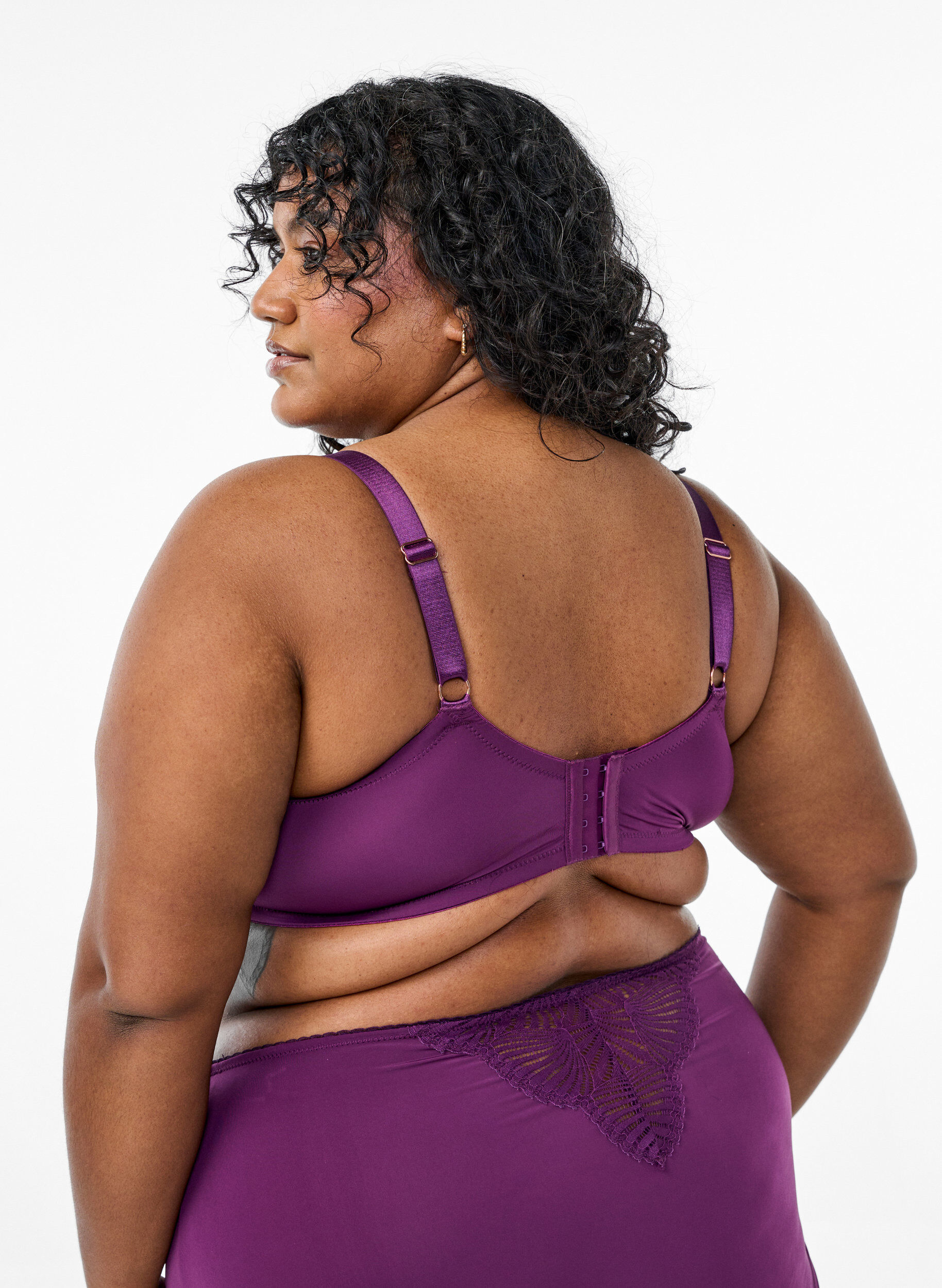 Zizzi Usztywniany biustonosz z koronkowymi detalami, Ciemnobordowy, Model image number 2