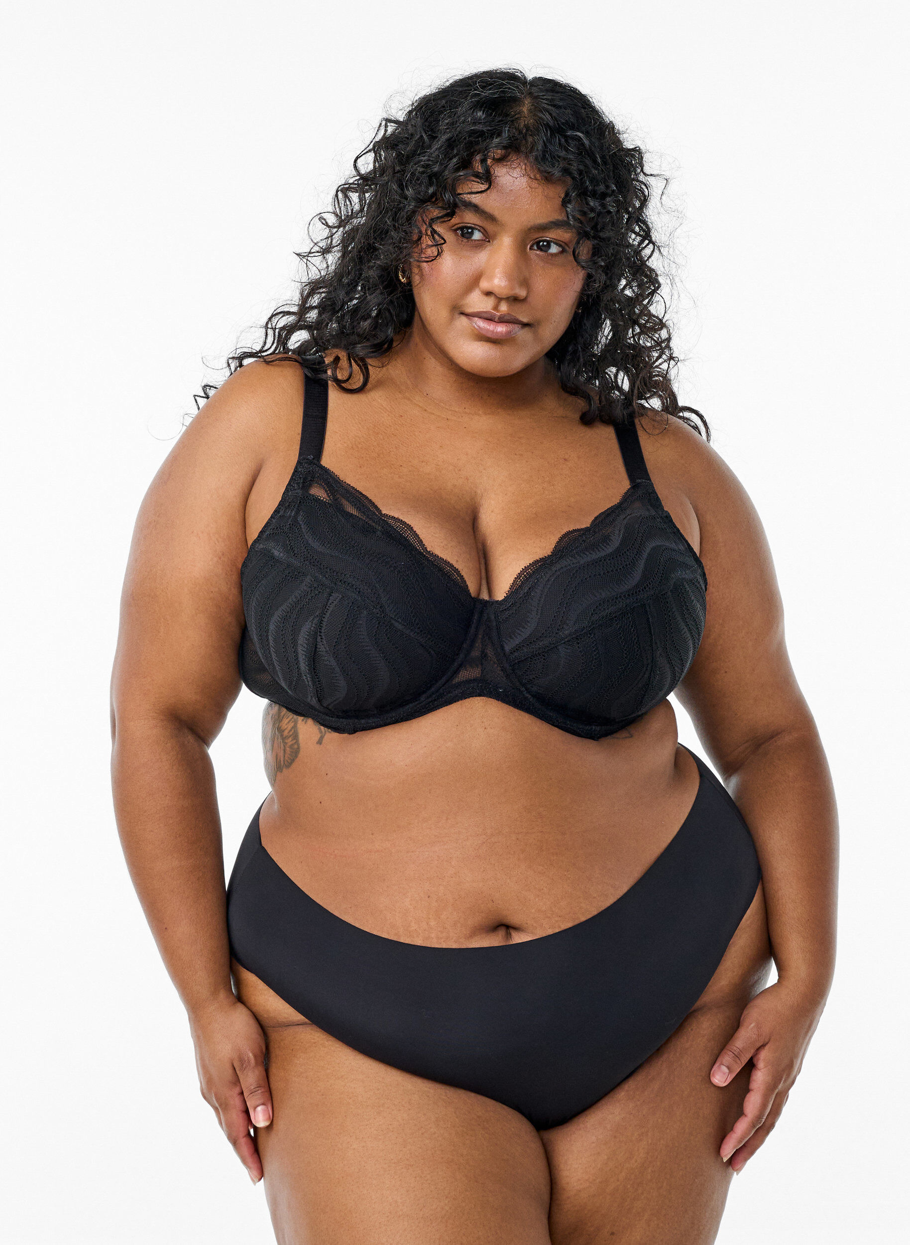 Zizzi Usztywniany biustonosz z koronka, Czarne, Model image number 1