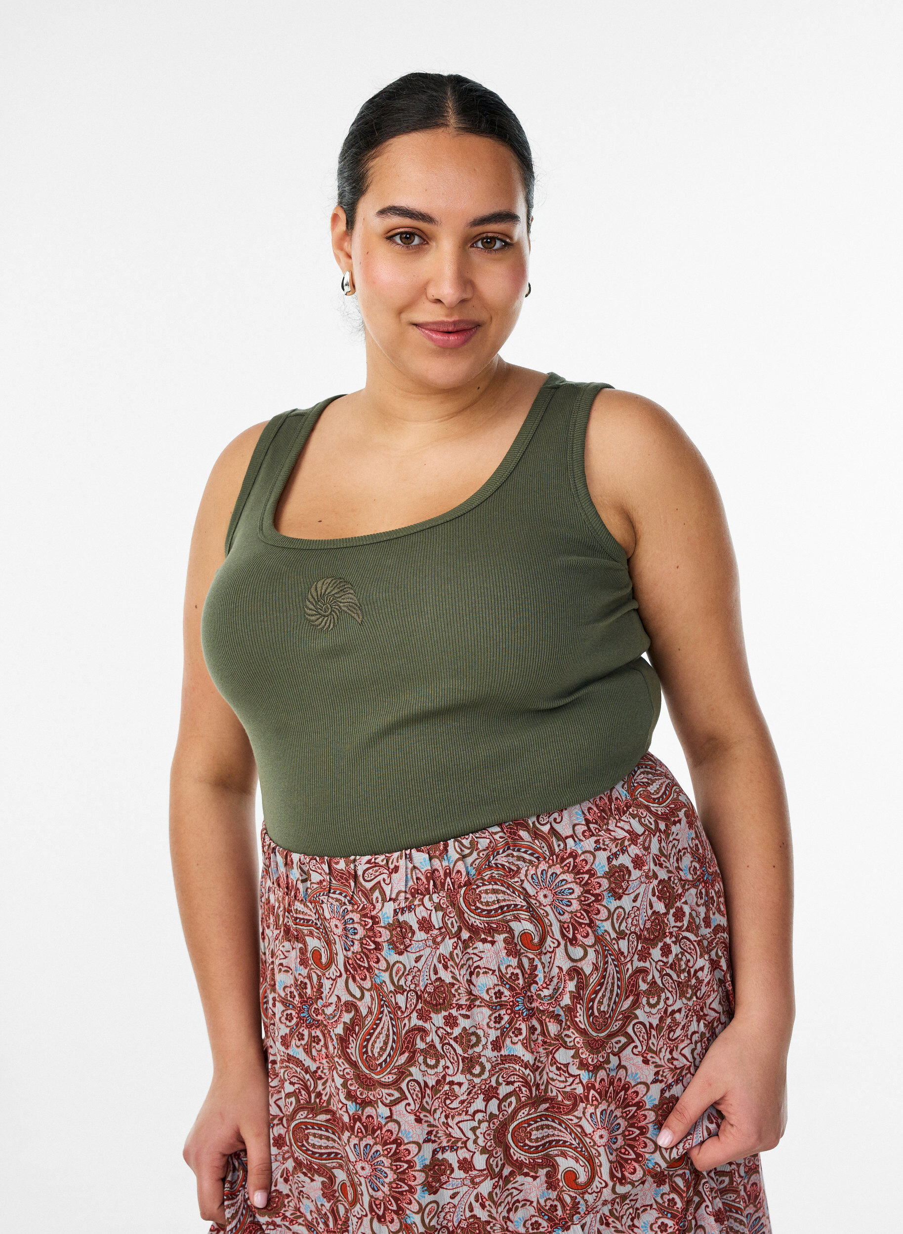 Dopasowany top z motywem, Zielony, Model