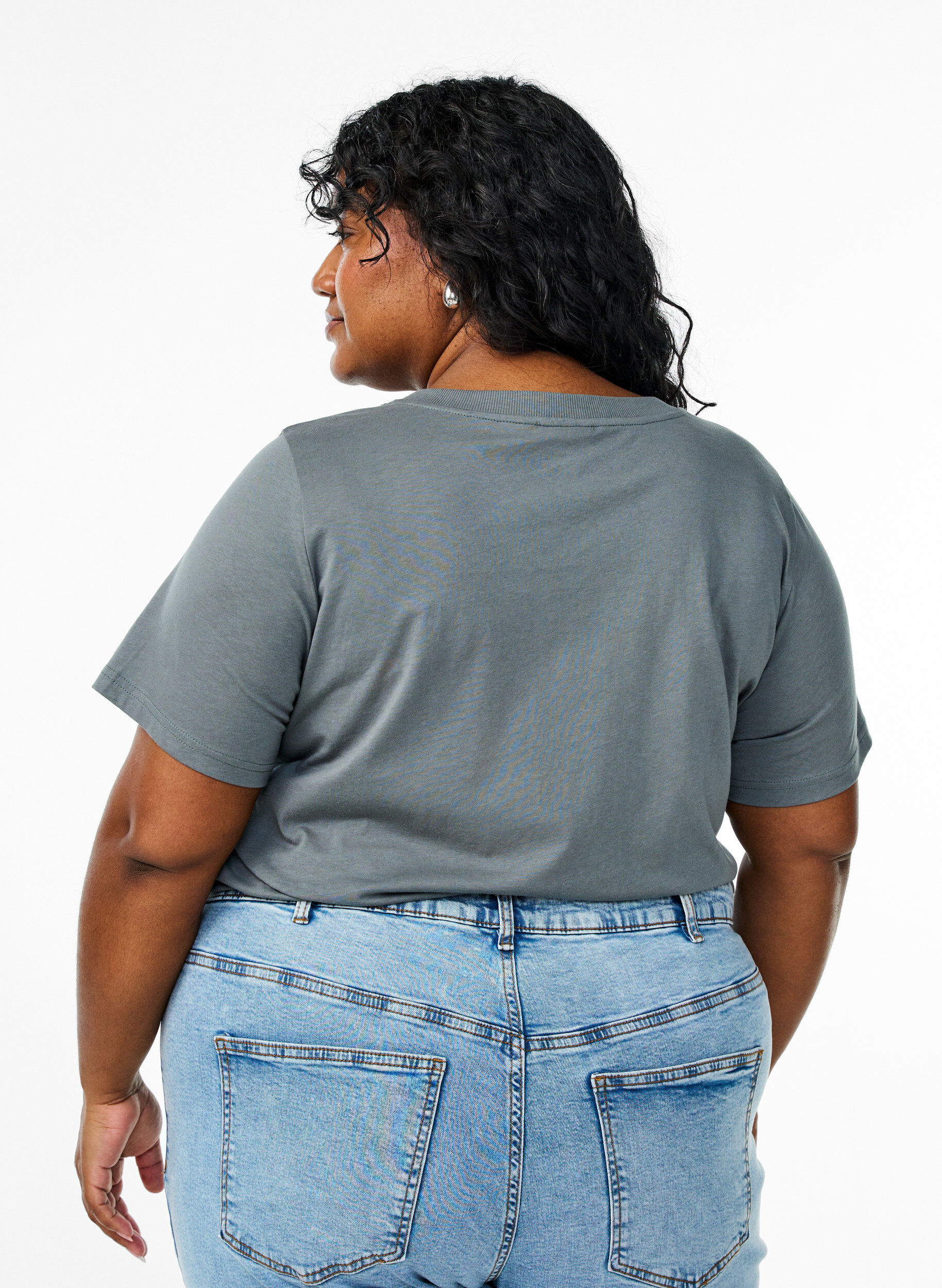 Zizzi Podstawowy bawelniany t-shirt z dekoltem w szpic, Zielony, Model image number 2