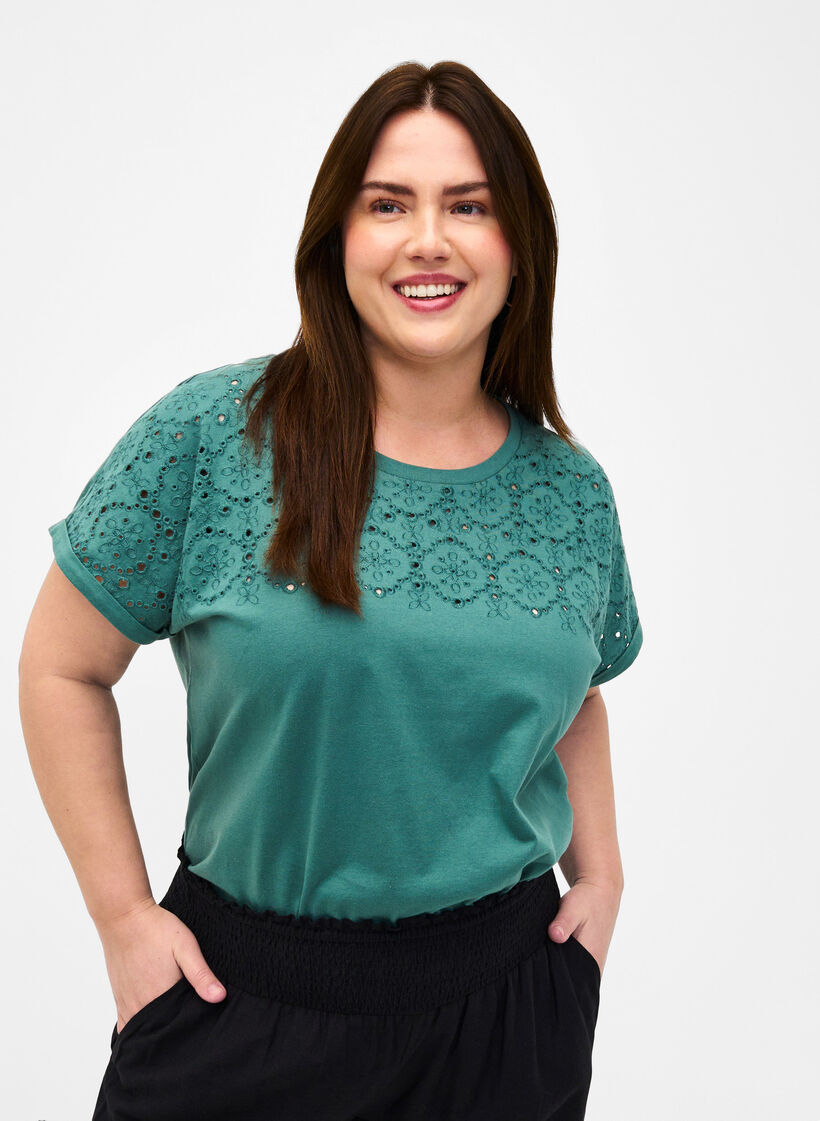 T-shirt z organicznej bawelny z haftem angielskim, Sea Pine, Model image number 0