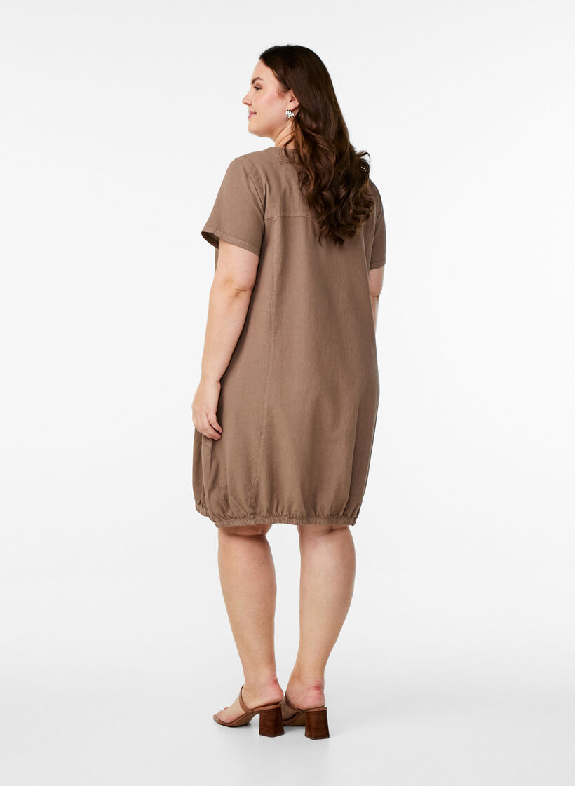 Bawelniana sukienka z kr&oacute;tkim rekawem, Brązowy, Model image number 2