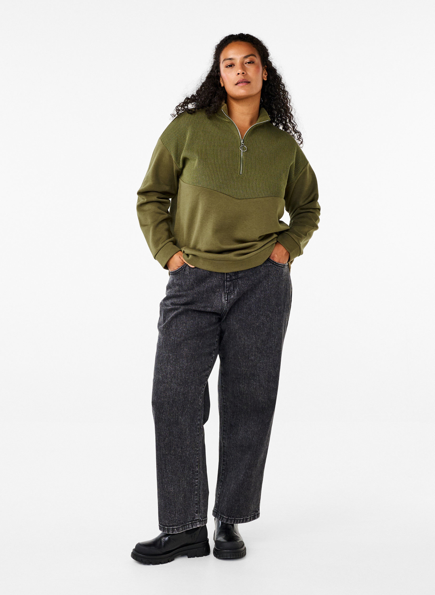 Zizzi Bluza z dzianiny z zamkiem blyskawicznym, Winter Moss, Model image number 2