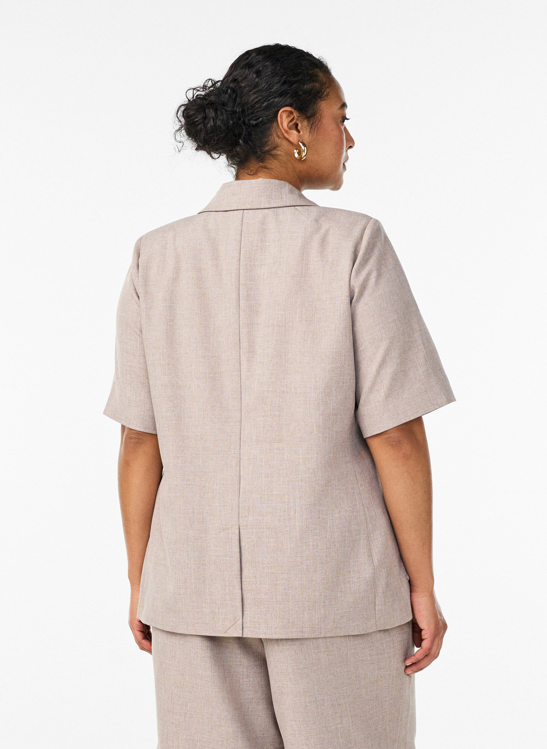 Zizzi Blekitny marynarka z kr&oacute;tkim rekawem i klapami, Brązowy, Model image number 2