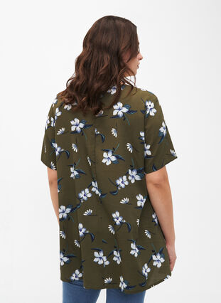 Flash – bluzka z krótkim rekawem i nadrukiem, Olive Night Flower, Model image number 1