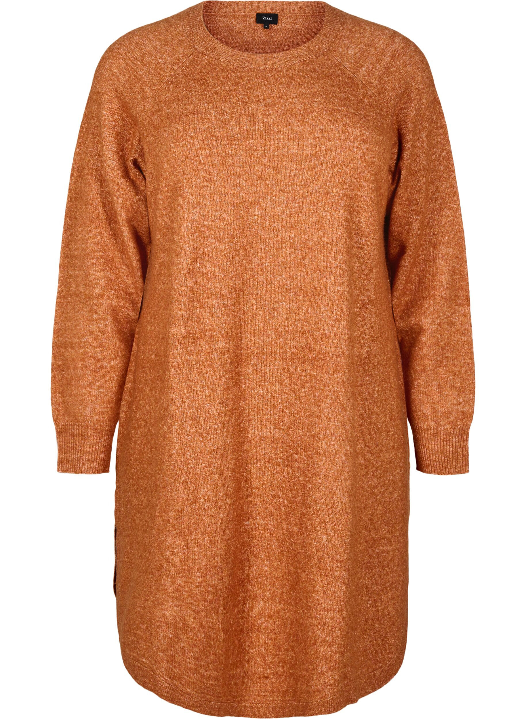 Kr&oacute;tka dzianinowa sukienka z okraglym dekoltem