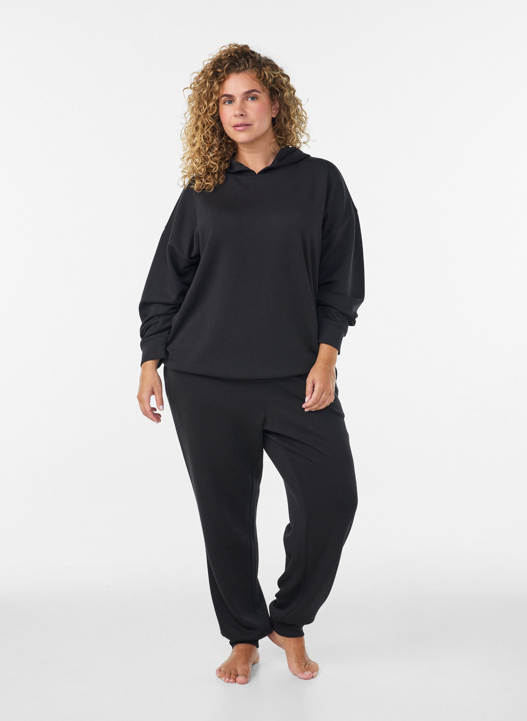 ZizziBluza z kapturem, Czarne, Model image number 1
