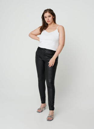 Powlekane jeansy Amy, Black coated, Model image number 4