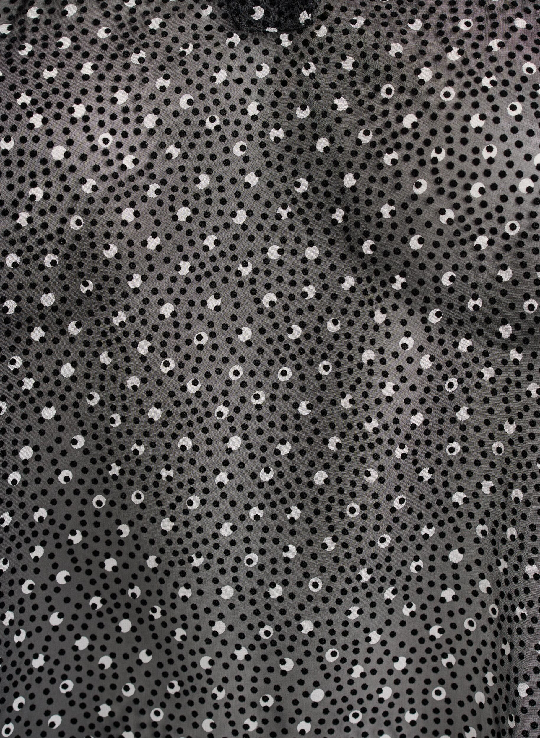 Zizzi Tunika z szyfonu z wzorem z aksamitnych kropek, Czarne, Packshot image number 2