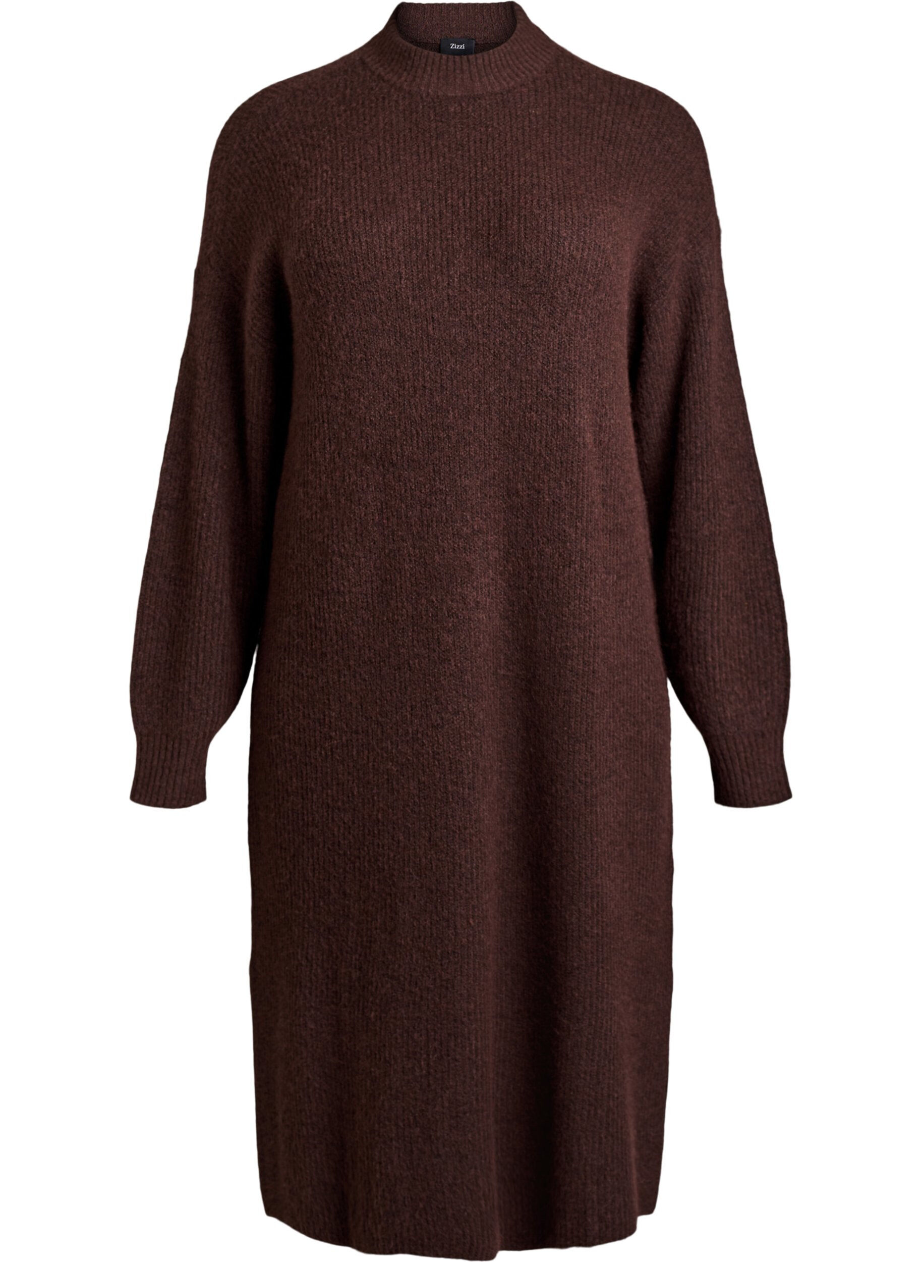 Dluga dzianinowa sukienka z wysokim dekoltem