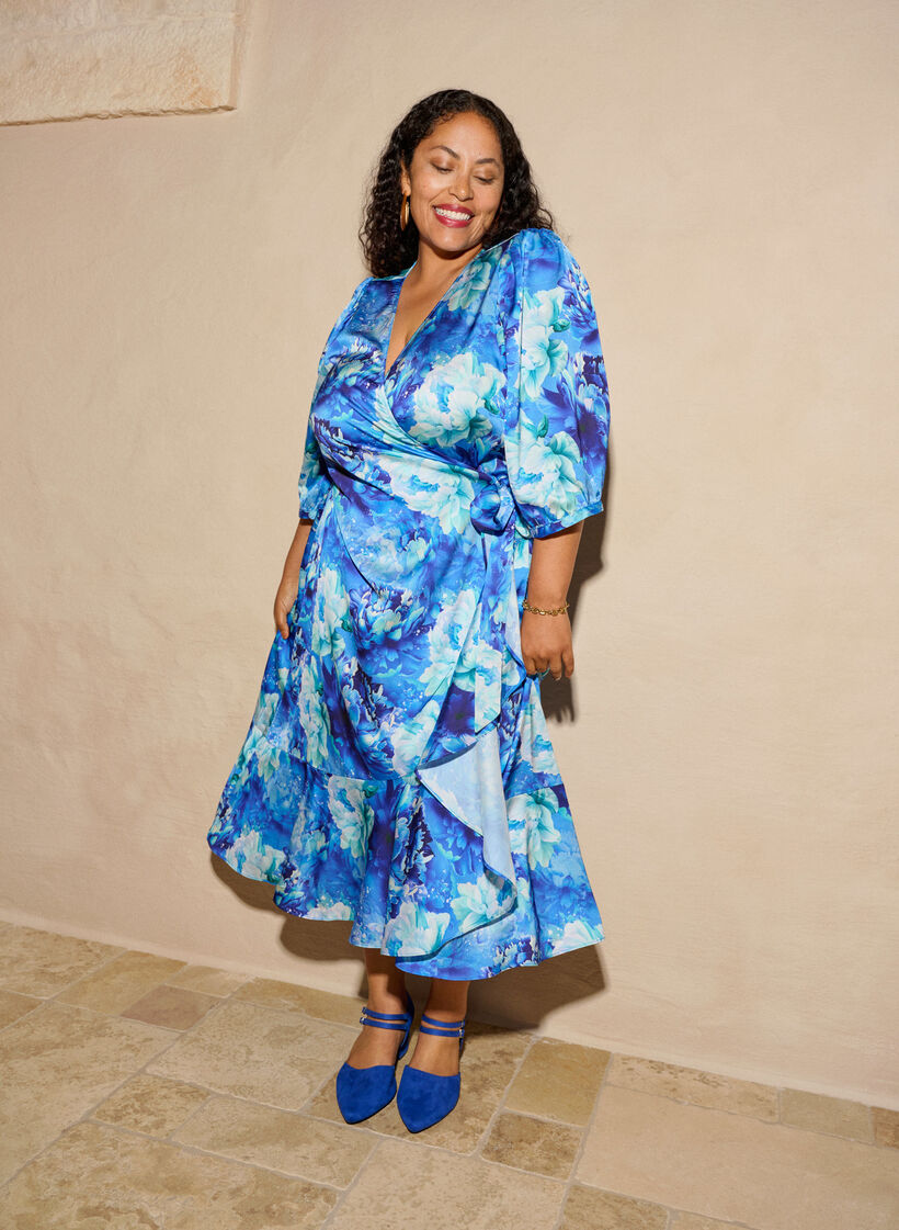 Kopertowa sukienka w kwiaty z rekawem 3/4, Niebieskie, Image image number 0