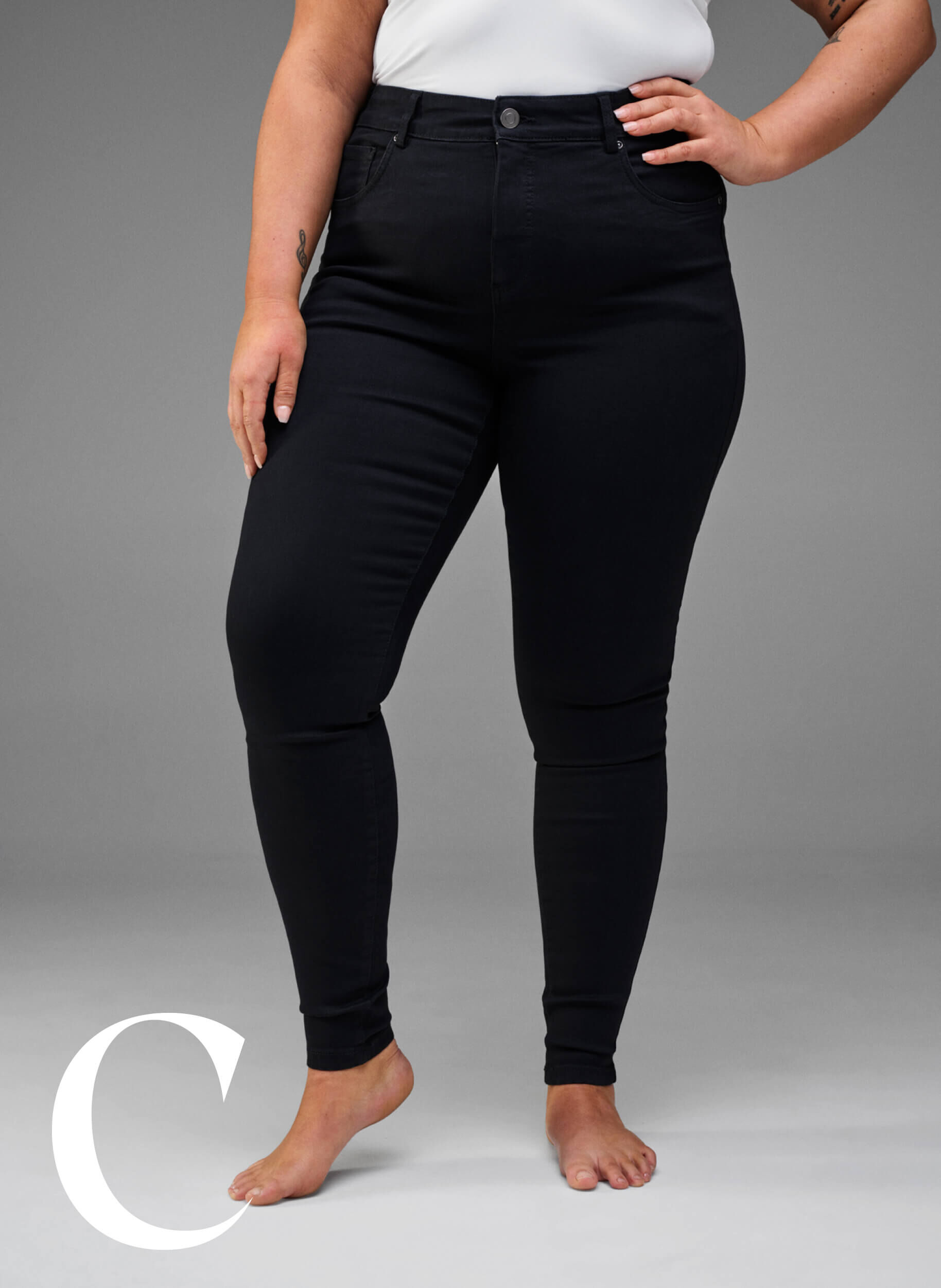Zizzi Super slim jeans with high waist, Black, Model image number 6
