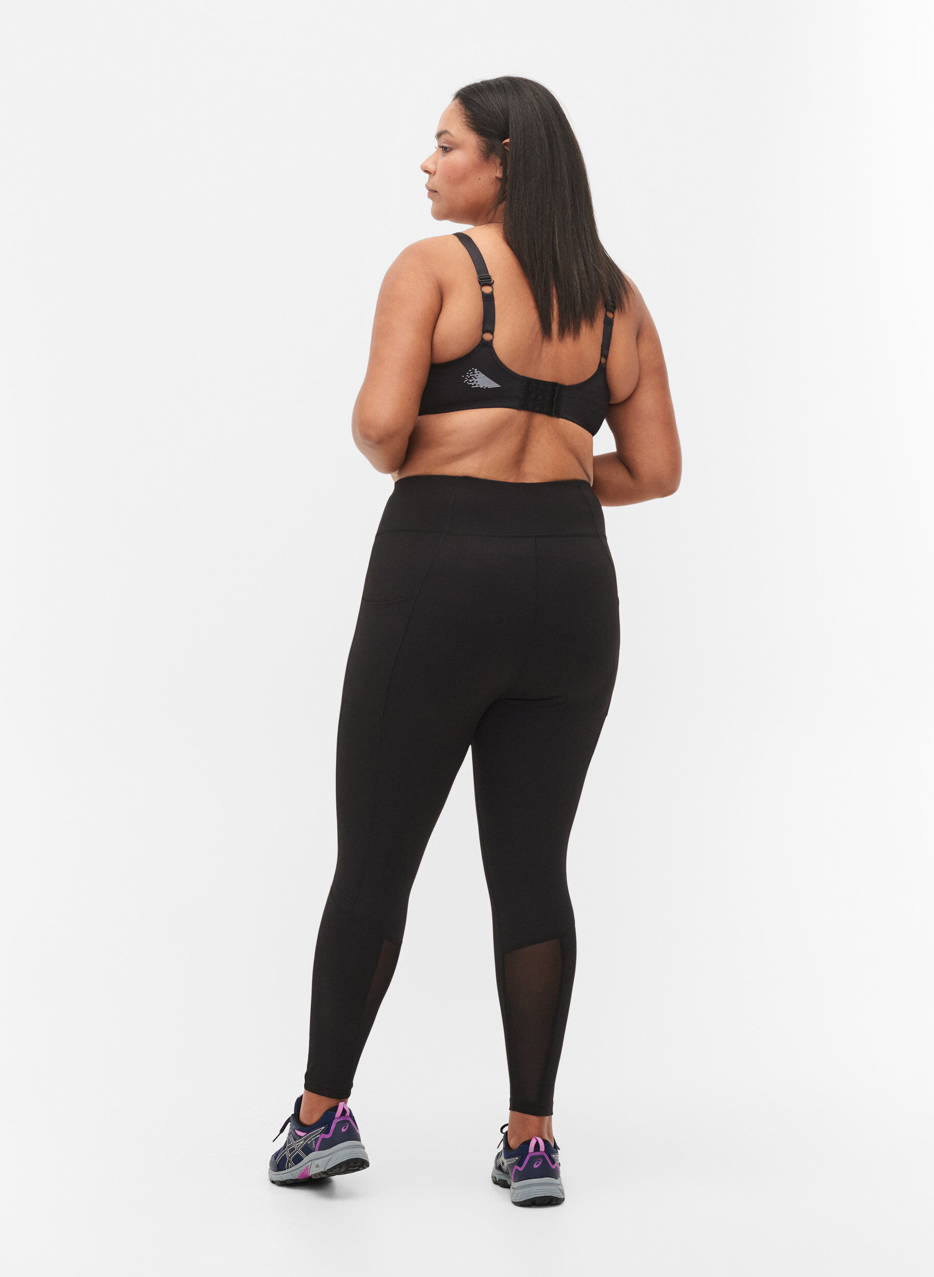 Zizzi CORE, POCKET TIGHTS &ndash; Legginsy sportowe z kieszeniami na bokach, Black, Model image number 1