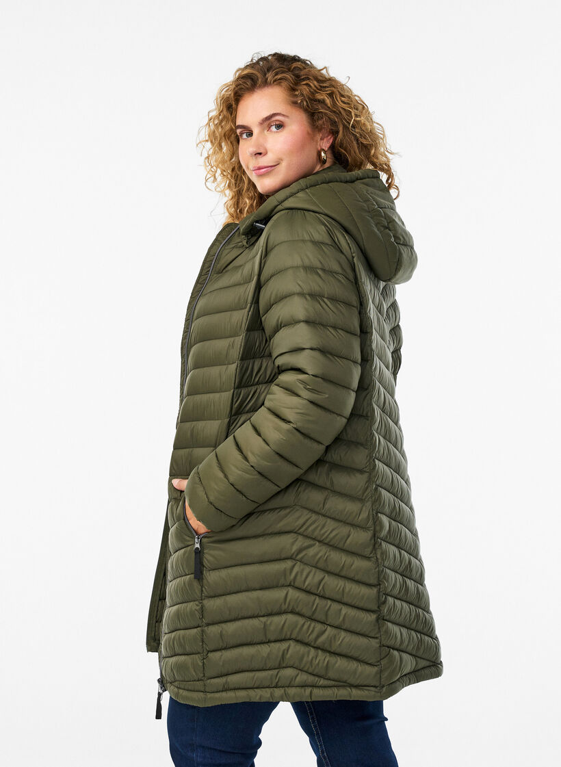 Lekka kurtka z kieszeniami i odpinanym kapturem, Zielony, Model image number 2