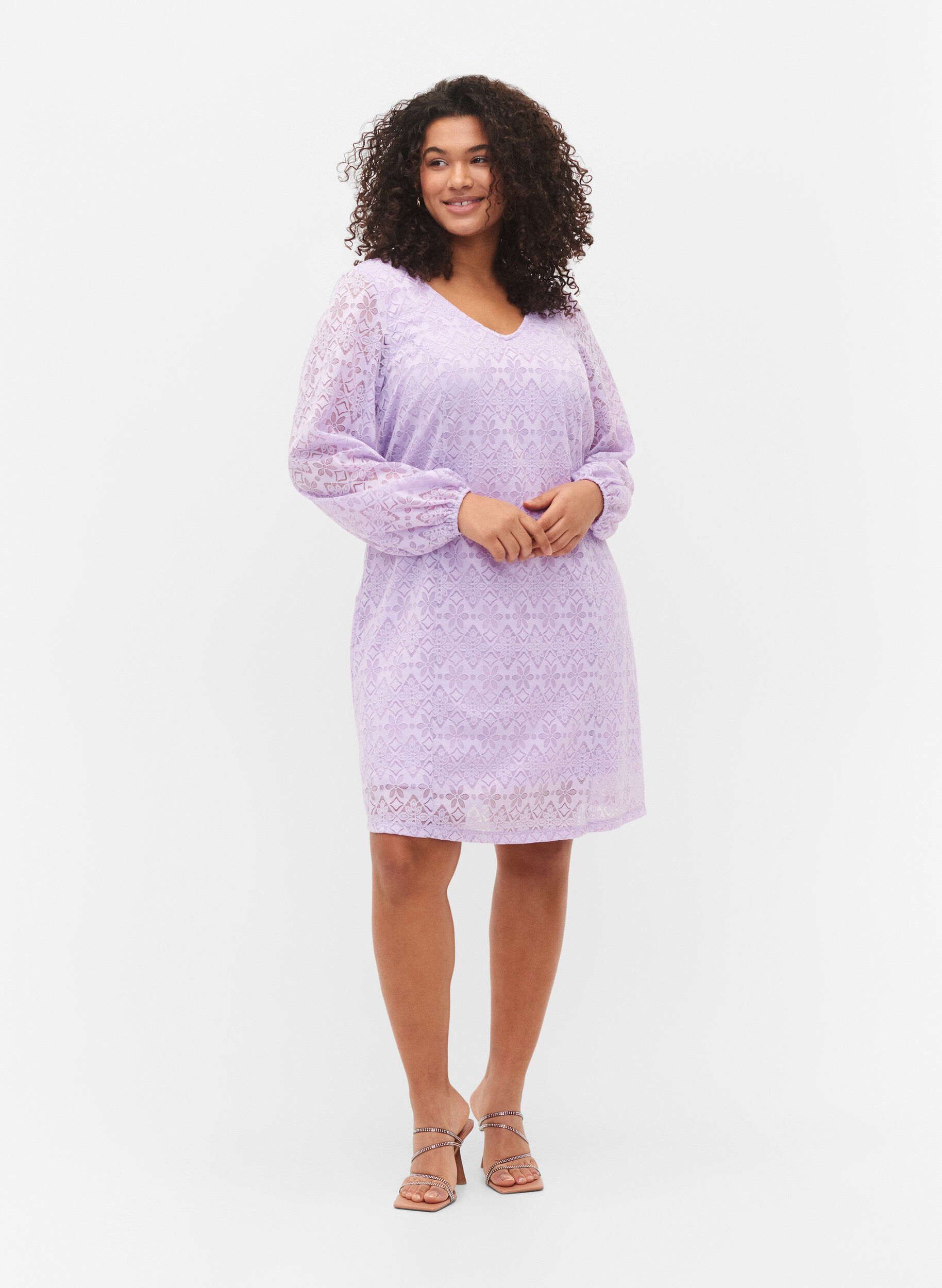 Zizzi Lace dress with v neck and long sleeves, Pastel Lilac, Model image number 3