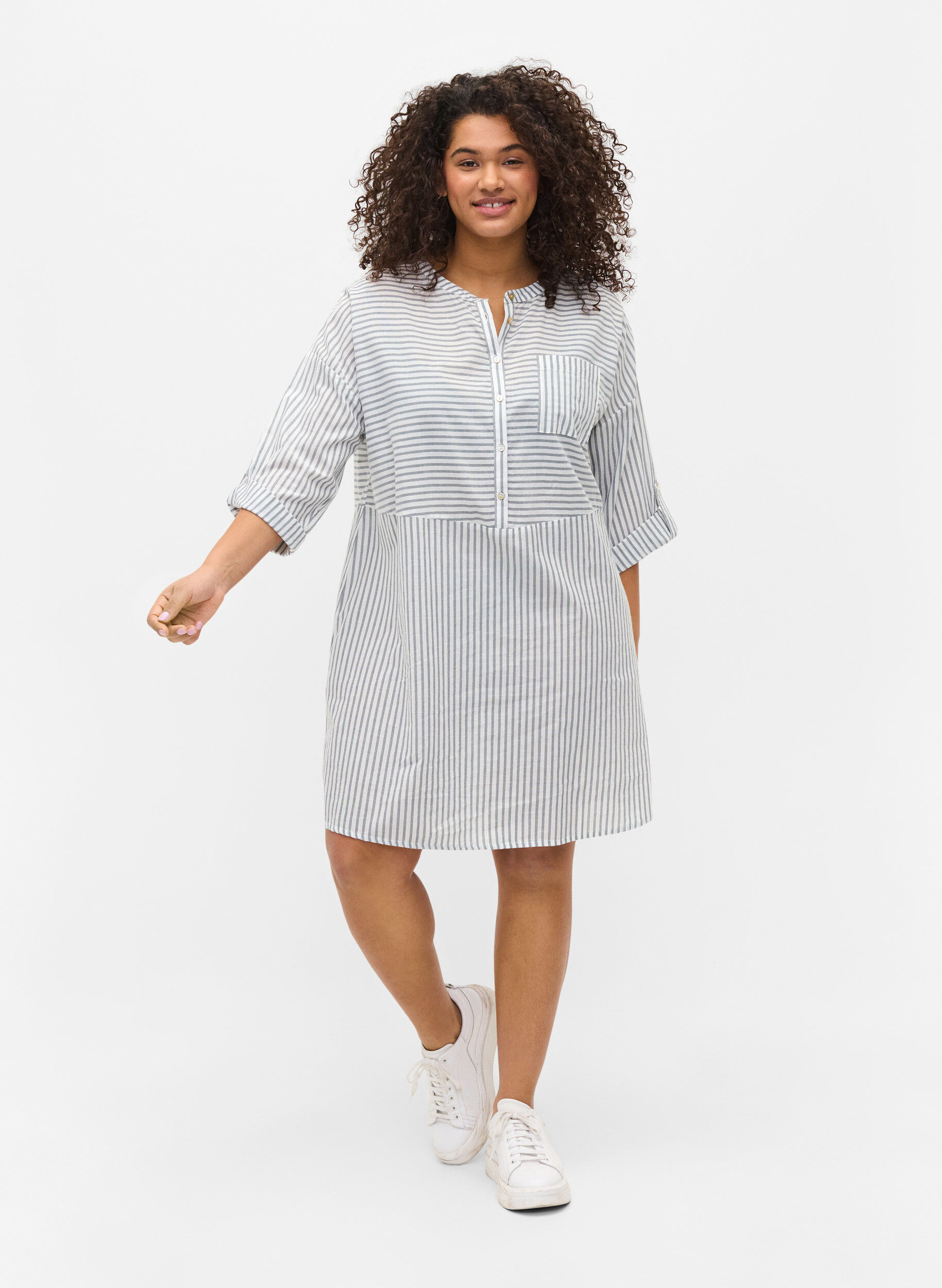 Zizzi Striped tunic with buttons and 3/4-sleeves, Trooper Stripe, Model image number 2