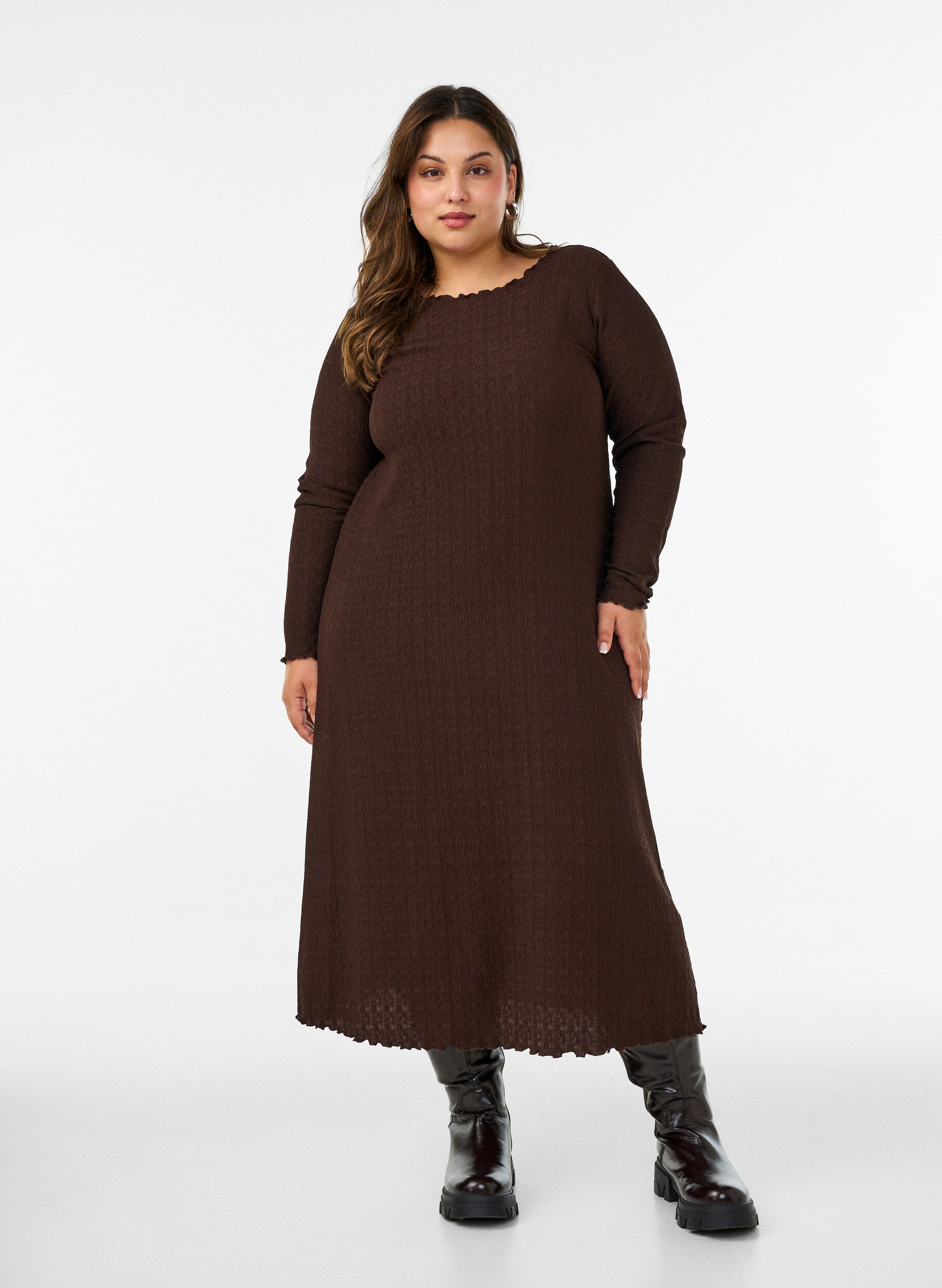 ZizziSukienka midi o pofalowanej strukturze z dlugim rekawem, Brązowy, Model image number 1