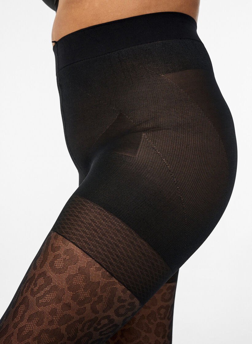 Rajstopy 50 denier z nadrukiem w panterke i efektem push-up, Czarne, Model image number 2