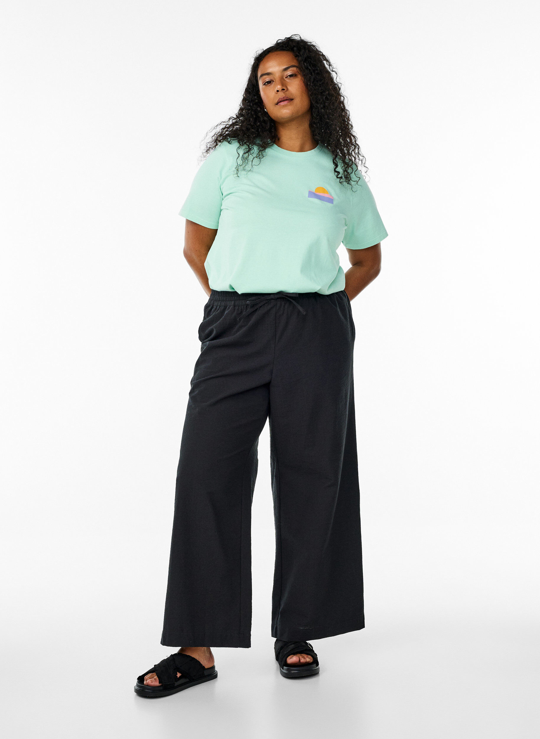 Zizzi Koszulka z bawelny organicznej z nadrukiem na plecach, Zielony, Model image number 1