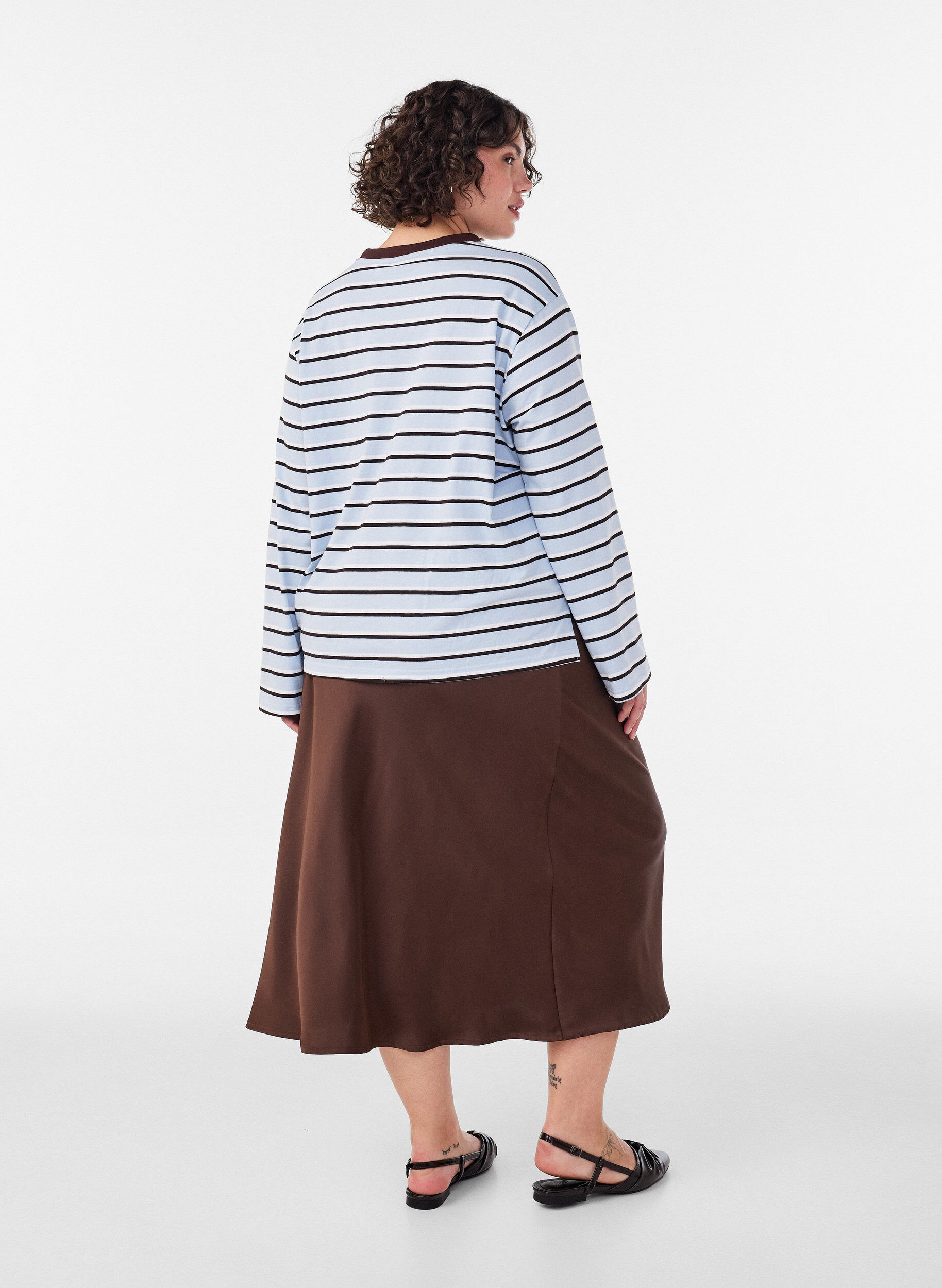 ZizziSatynowa sp&oacute;dnica midi, Brązowy, Model image number 1