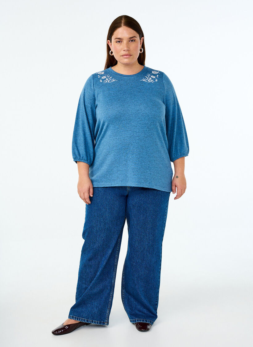 Bluzka z kwiatowym haftem i rekawami 3/4, Copen Blue Melange, Model image number 2
