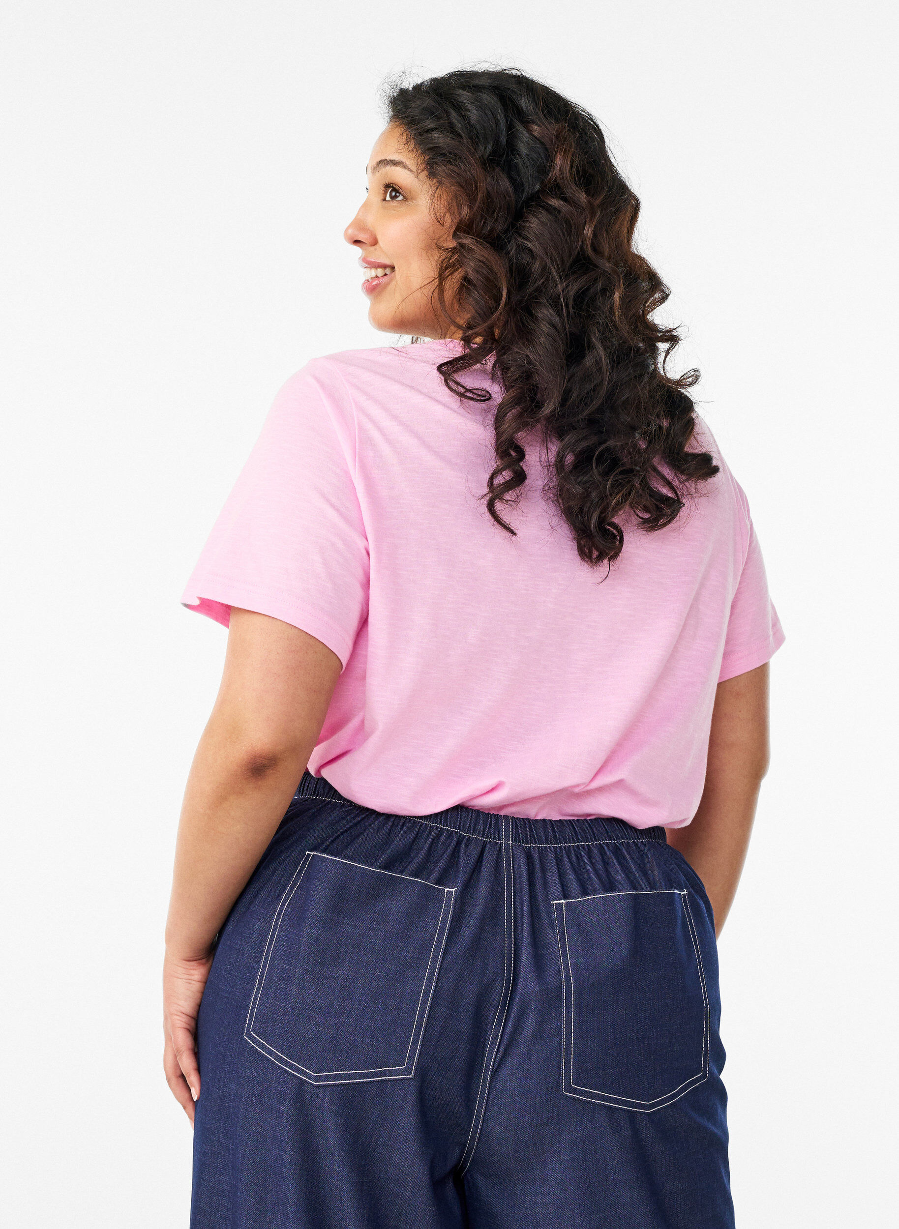 Zizzi T-shirt z guzikami, R&oacute;żowy, Model image number 2