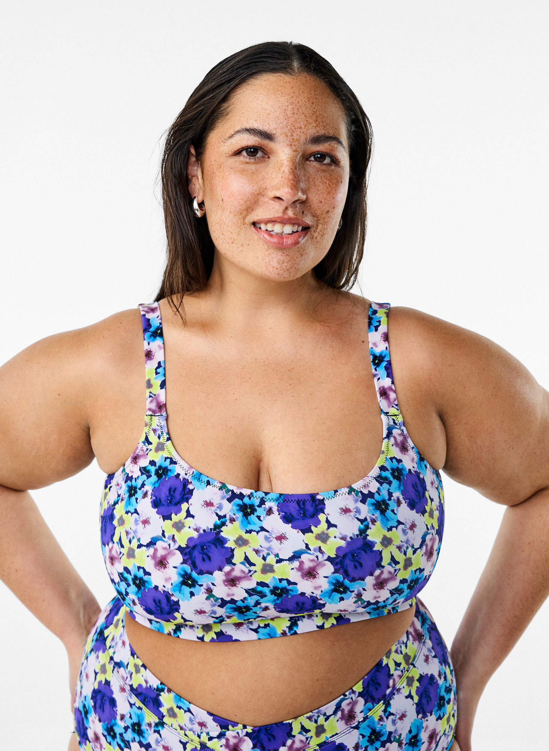 Zizzi G&oacute;ra od bikini z regulowanymi ramiaczkami, Fioletowy, Model image number 0