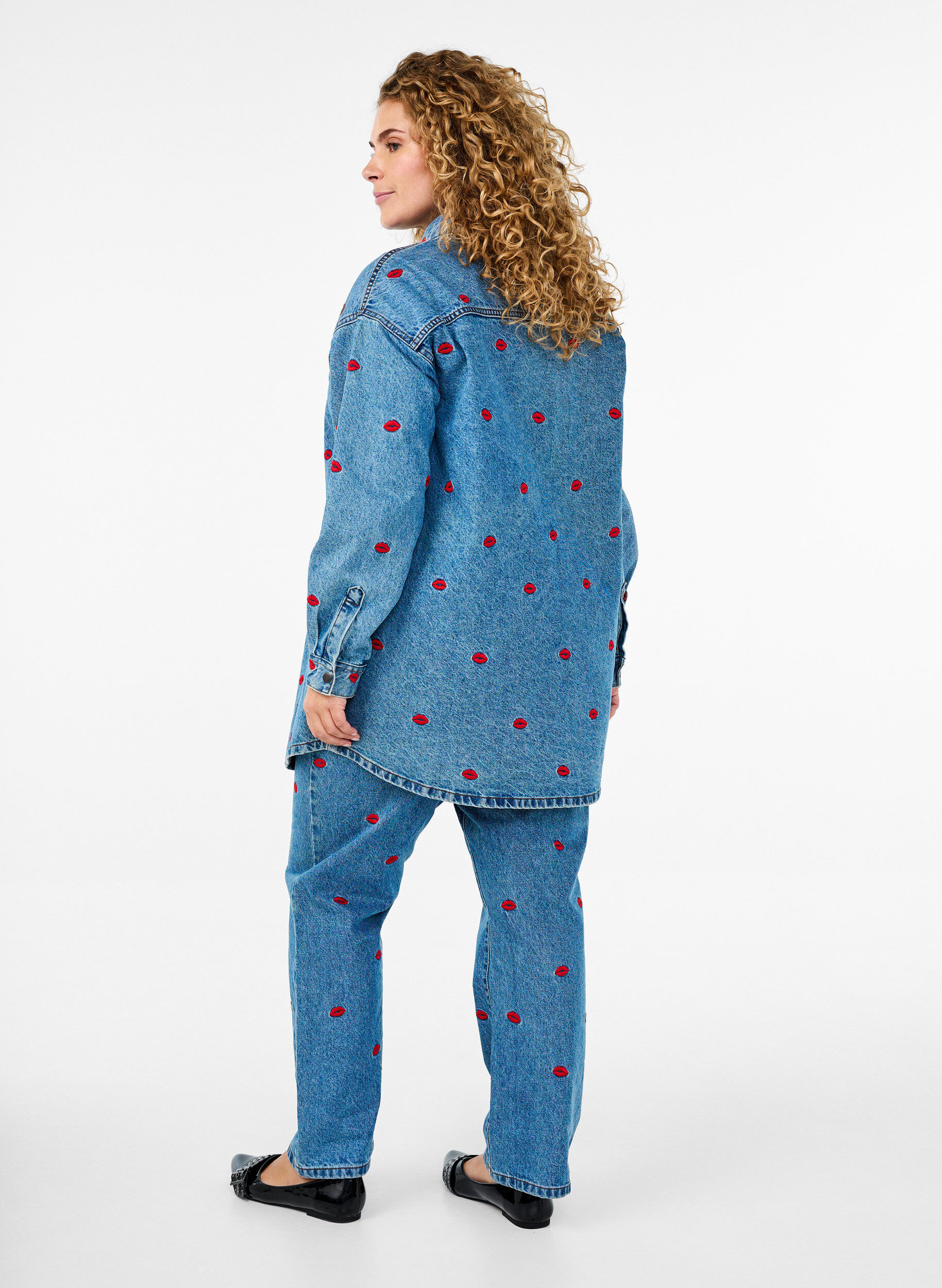 Zizzi Dzinsy Gemma z wysokim stanem i dziurkami, Niebieskie, Model image number 1