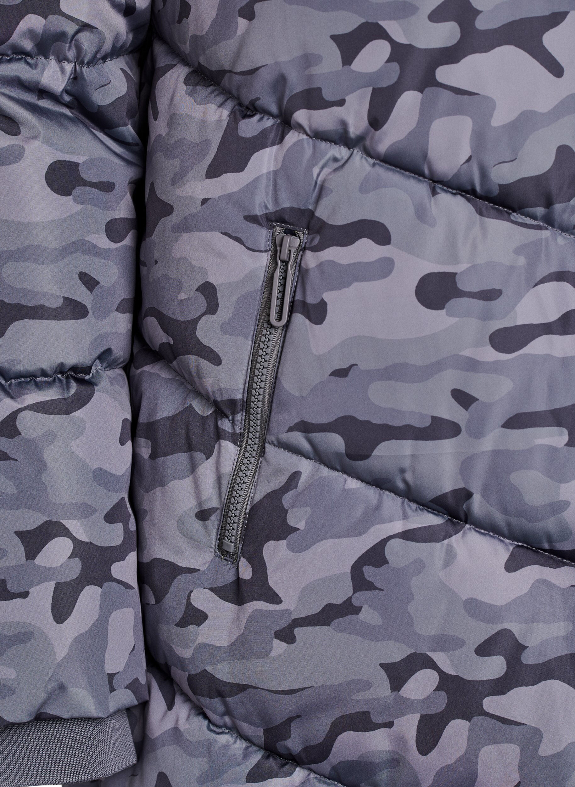 ZizziDluga kurtka puchowa z wzorem moro, Ciemnoszary, Packshot image number 3
