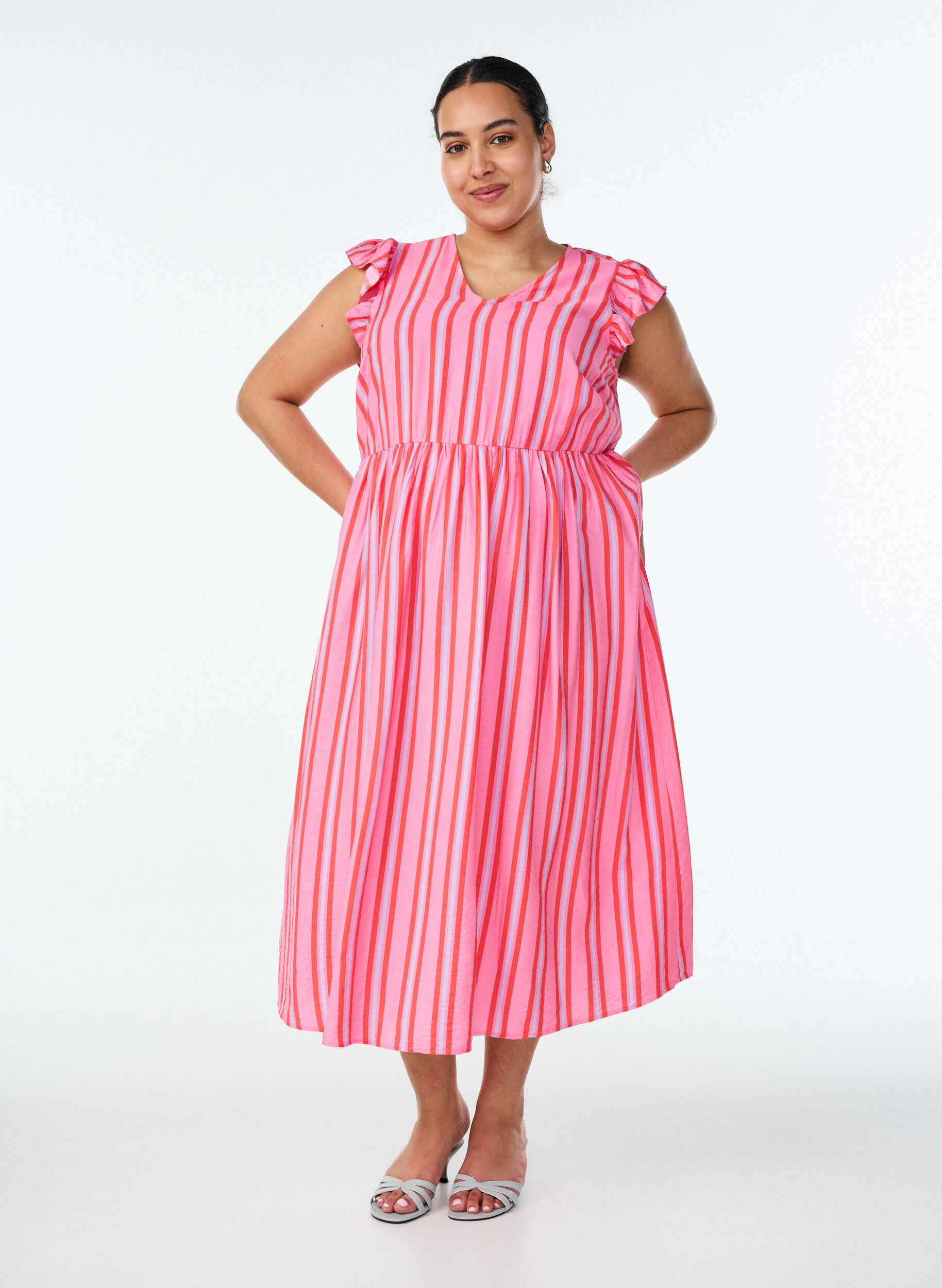 Sukienka midi w paski o kroju empire z falbankami, R&oacute;żowy, Model