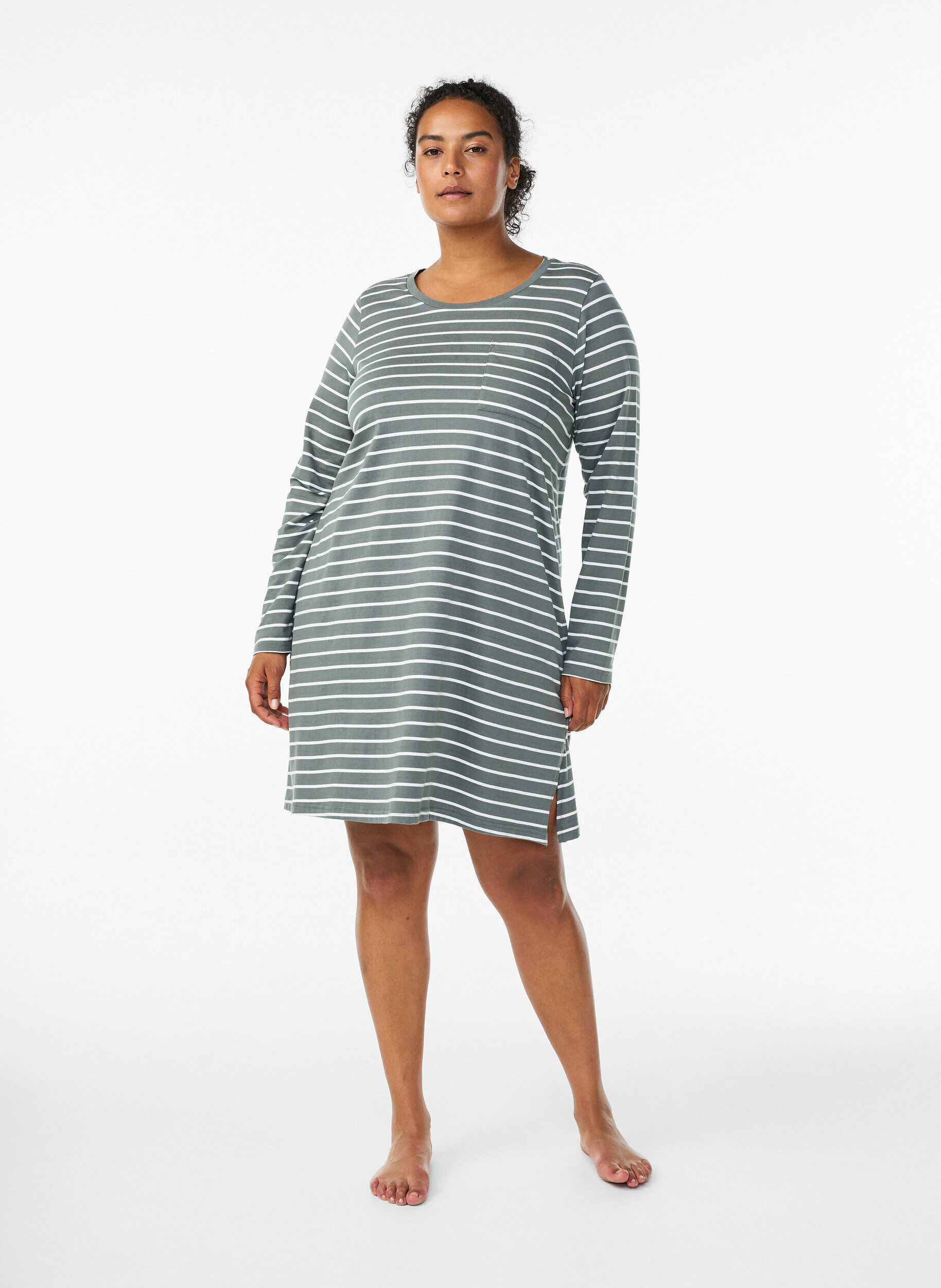 Zizzi Koszula nocna w paski z bawelny organicznej, Zielony, Model image number 1