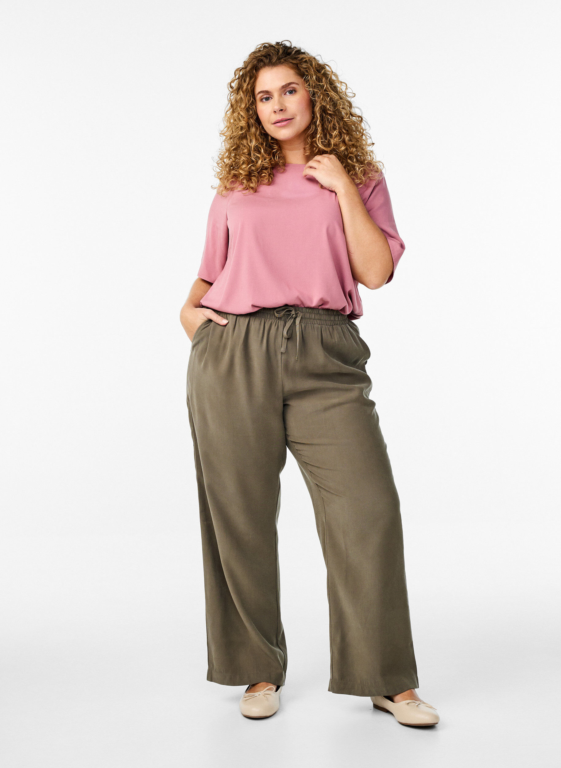 Zizzi FLASH - Tkana bluzka z kr&oacute;tkim rekawem i okraglym dekoltem, R&oacute;żowy, Model image number 1