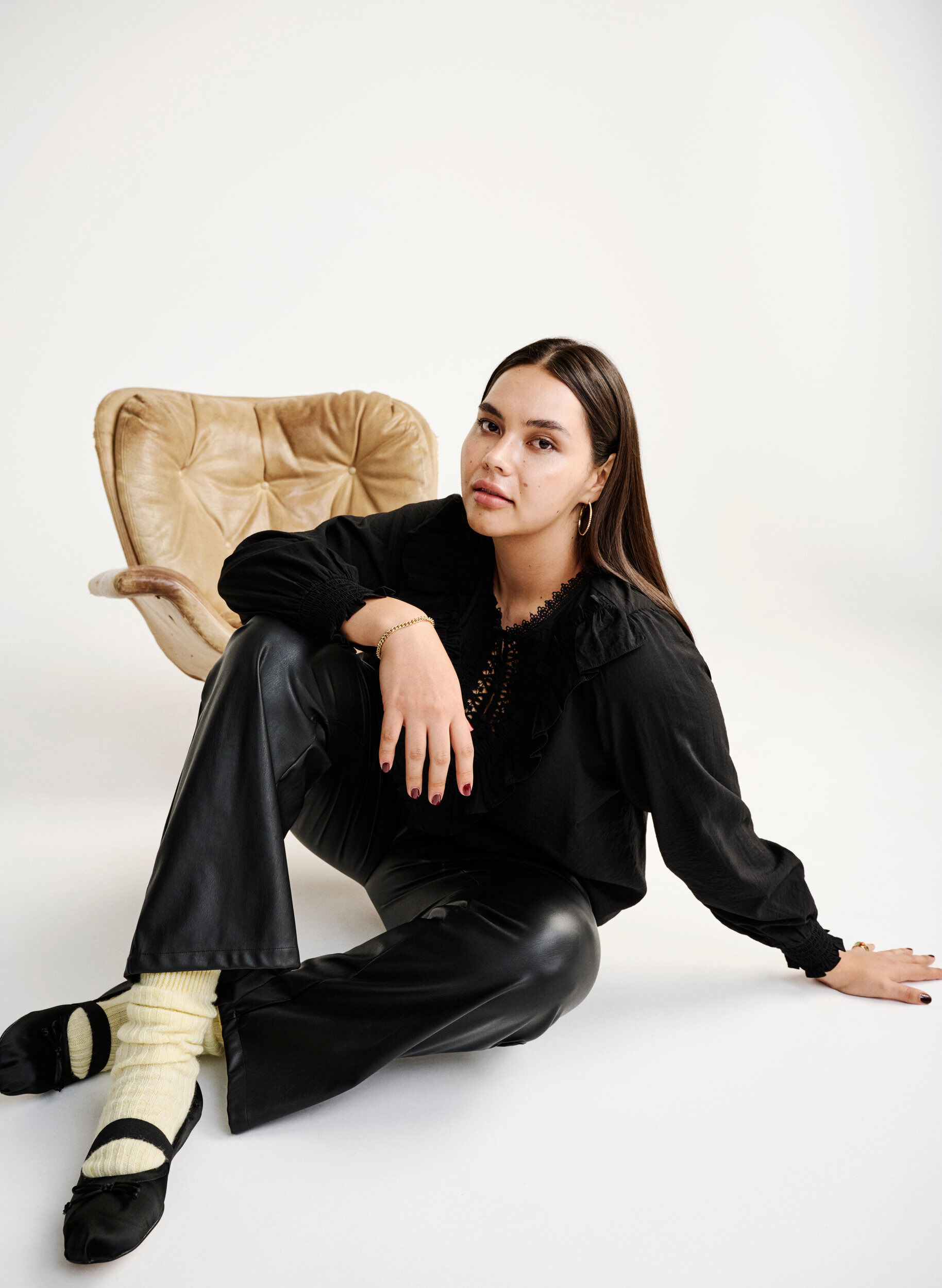 Zizzi Bluzka z wiskozy z falbanami i haftem, Black, Image image number 0