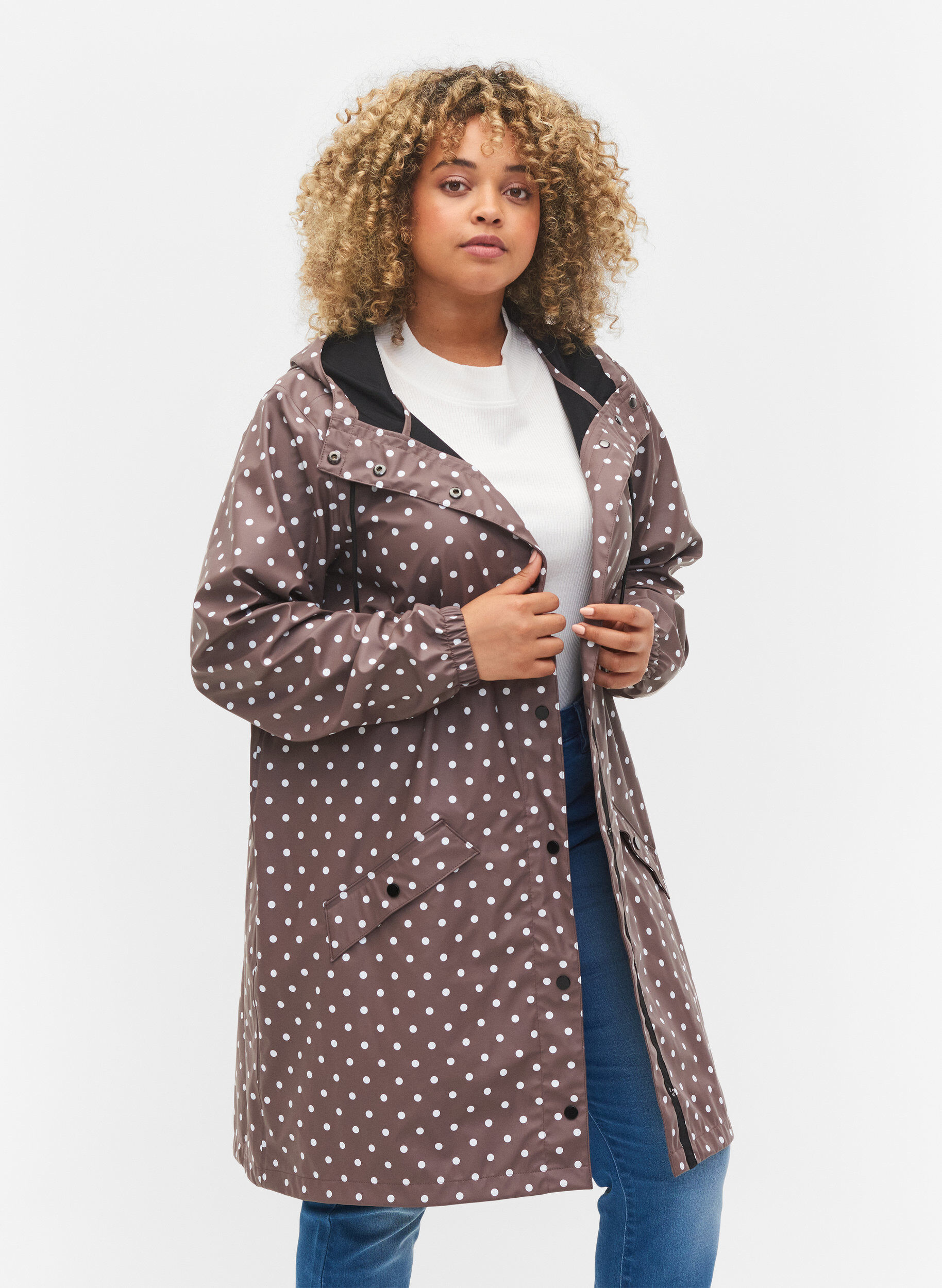 Zizzi Hooded polka dot rain jacket, Iron W/White dot, Model image number 0