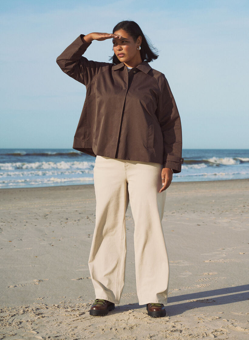 Kr&oacute;tki trencz z kolnierzem i rekawami raglan, Brązowy, Image image number 0