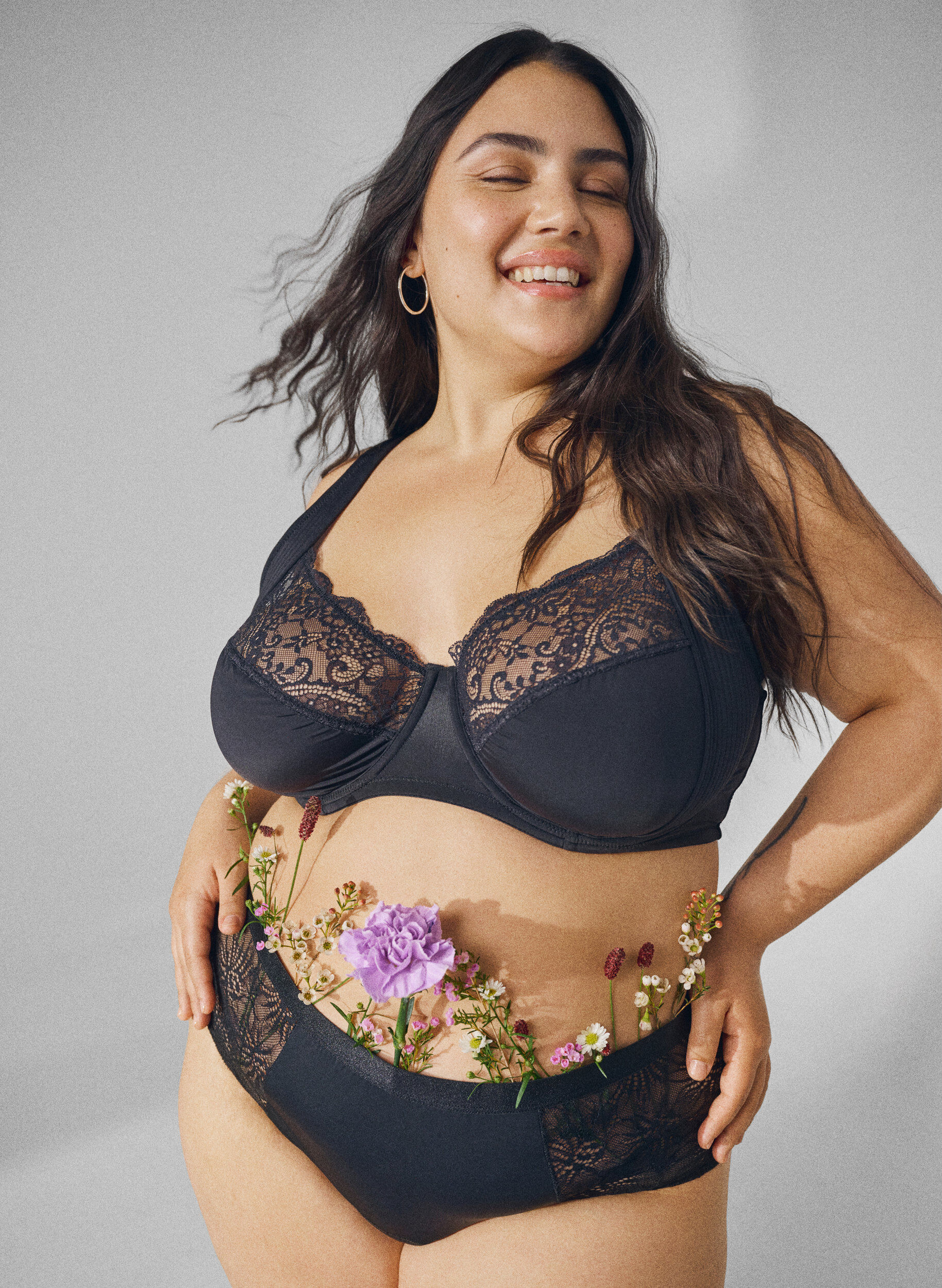 Zizzi Majtki menstruacyjne z koronka i srednim stanem, Black, Image image number 0