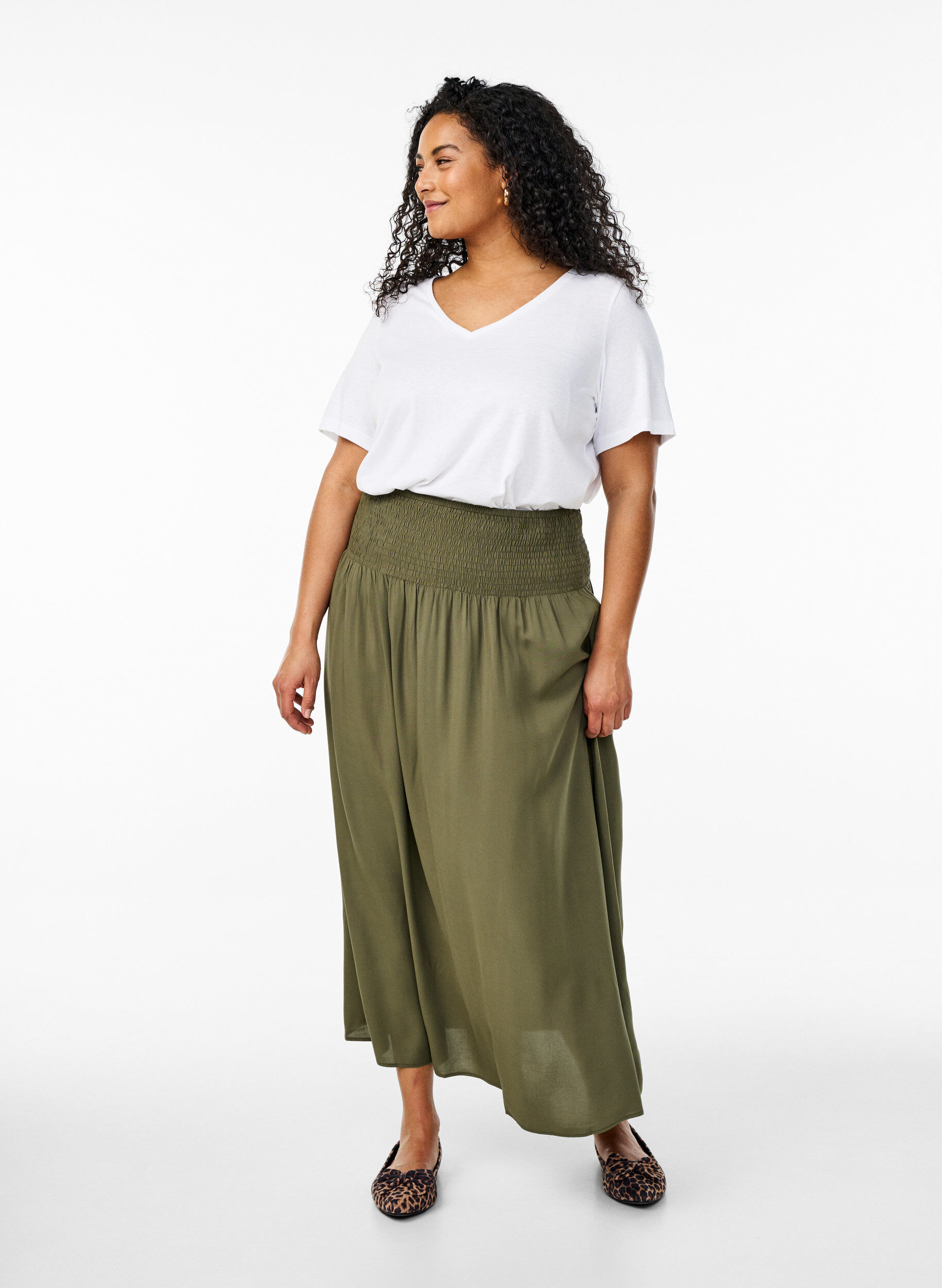 ZizziSp&oacute;dnica maxi z wiskozy z marszczeniem, Zielony, Model image number 0