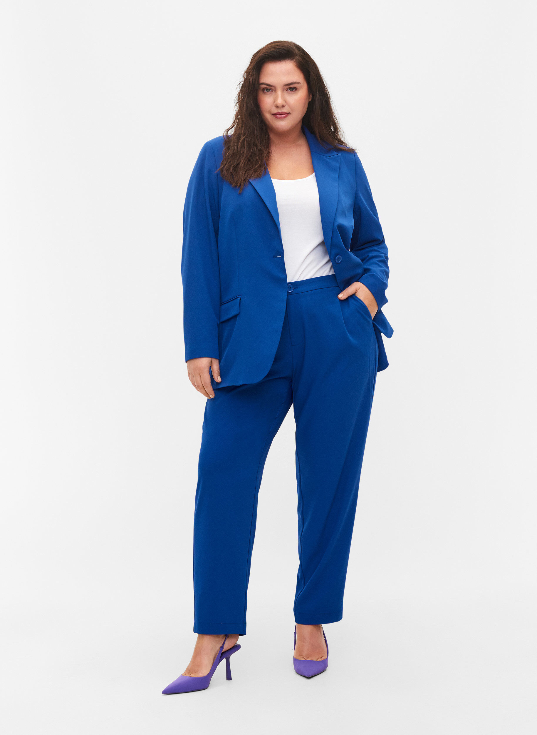 Zizzi Classic trousers with pockets, Blue, Model image number 0