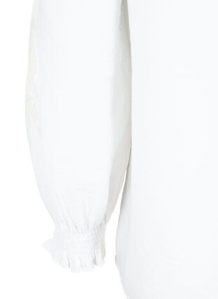 Bluzka z marszczeniami i haftem angielskim, Bright White, Packshot image number 3