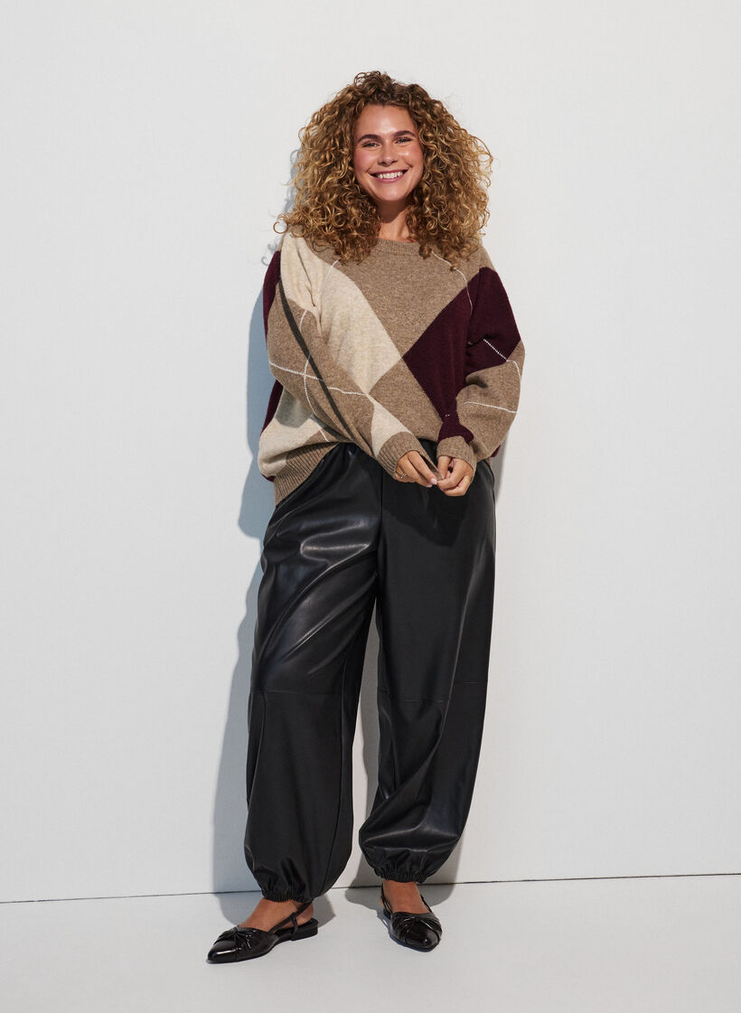 Sweter z rombowym wzorem, Brązowy, Model image number 1