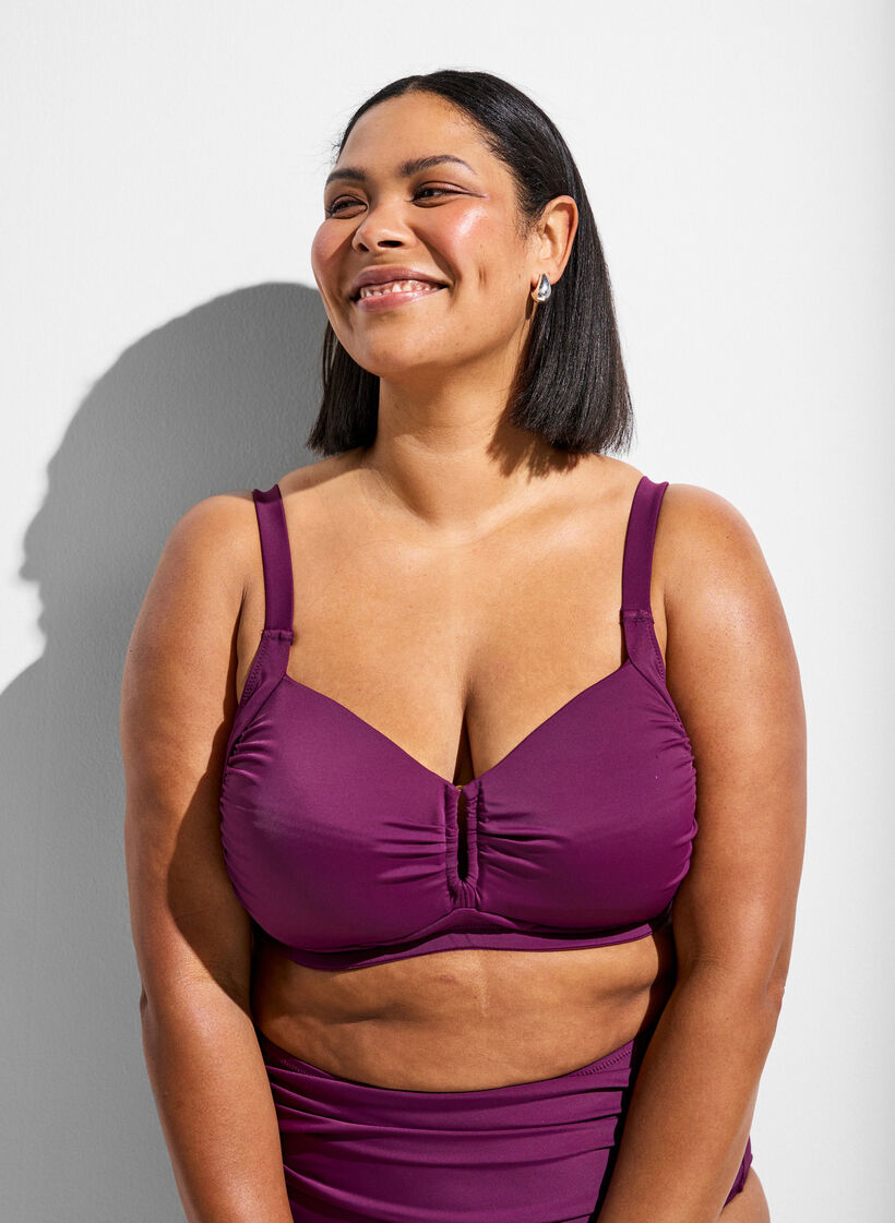 Bikinikowy top z wysci&oacute;lka i ozdoba w postaci pierscionka, Fioletowy, Model image number 0