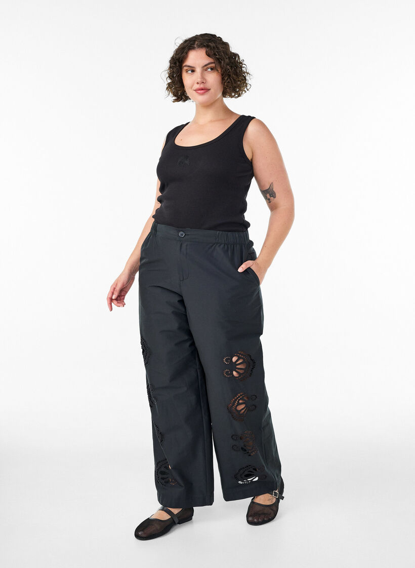 Dopasowany top z motywem, Czarne, Model image number 1