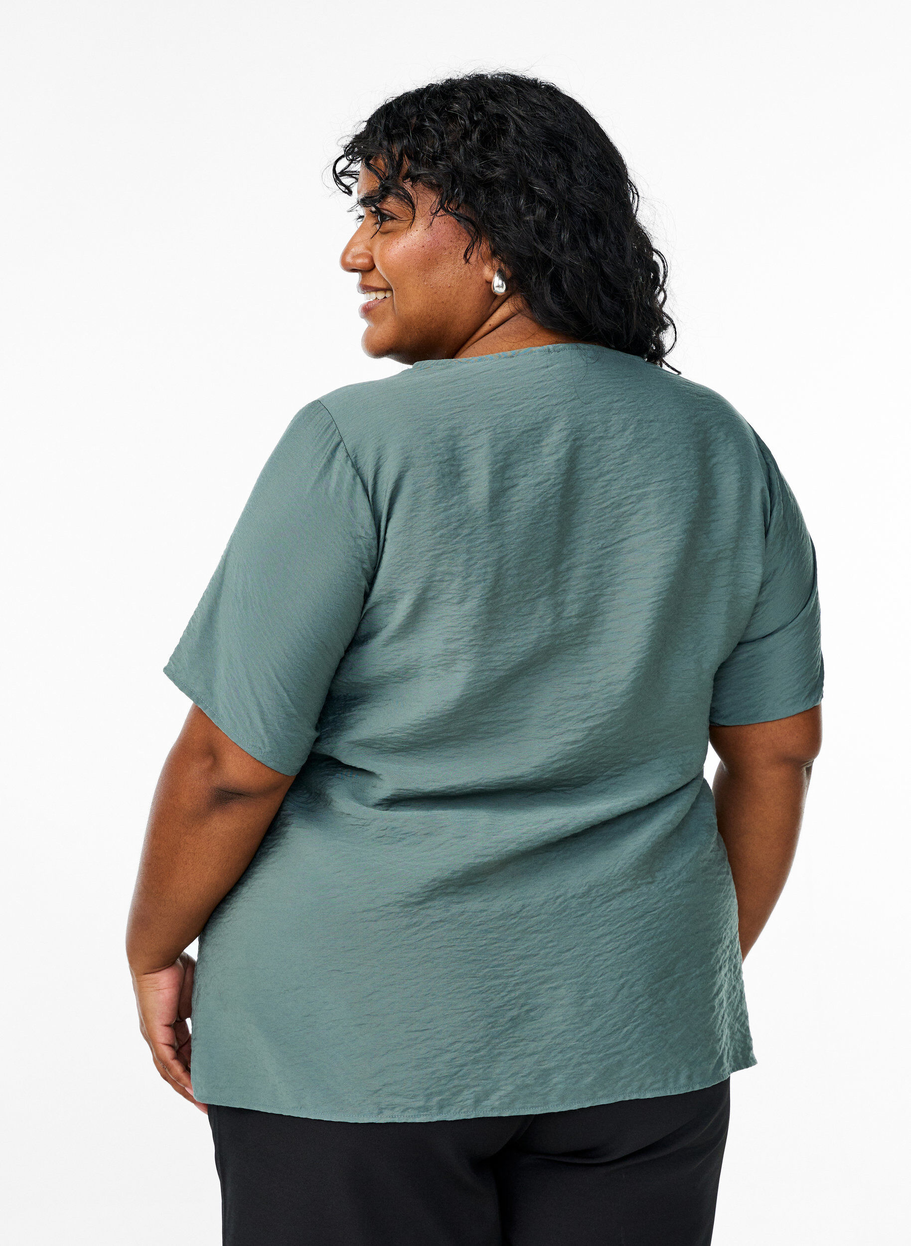 Zizzi Bluzka z wiskozy z kr&oacute;tkim rekawem i koronkowym wykonczeniem, Zielony, Model image number 2