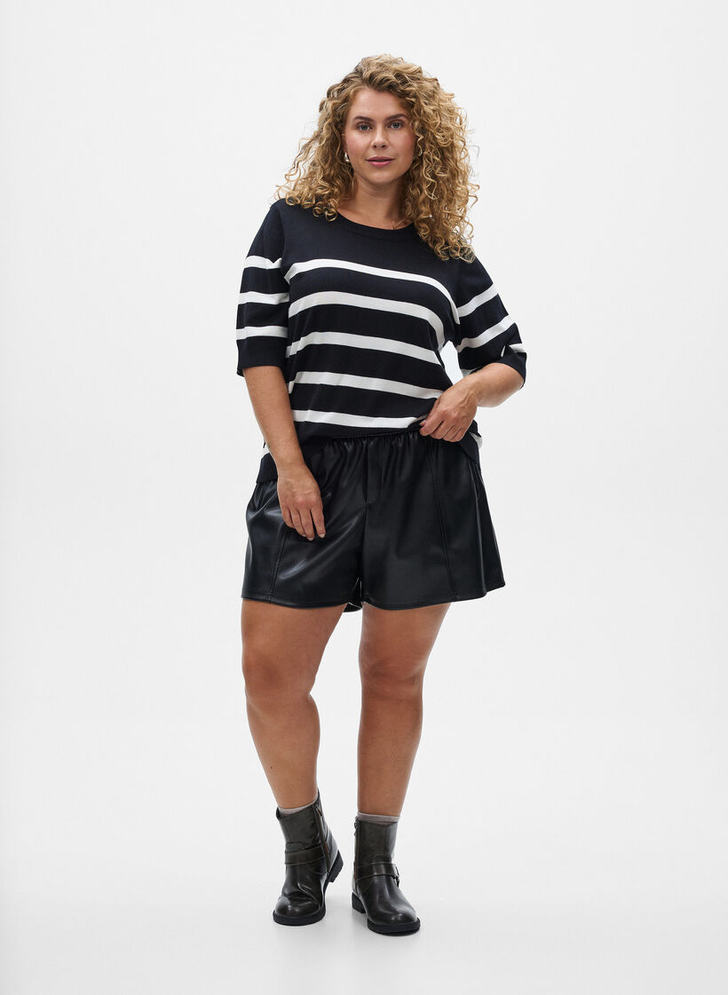 Pasiasty, dzianinowy top z kr&oacute;tkim rekawem, Czarne, Model image number 1