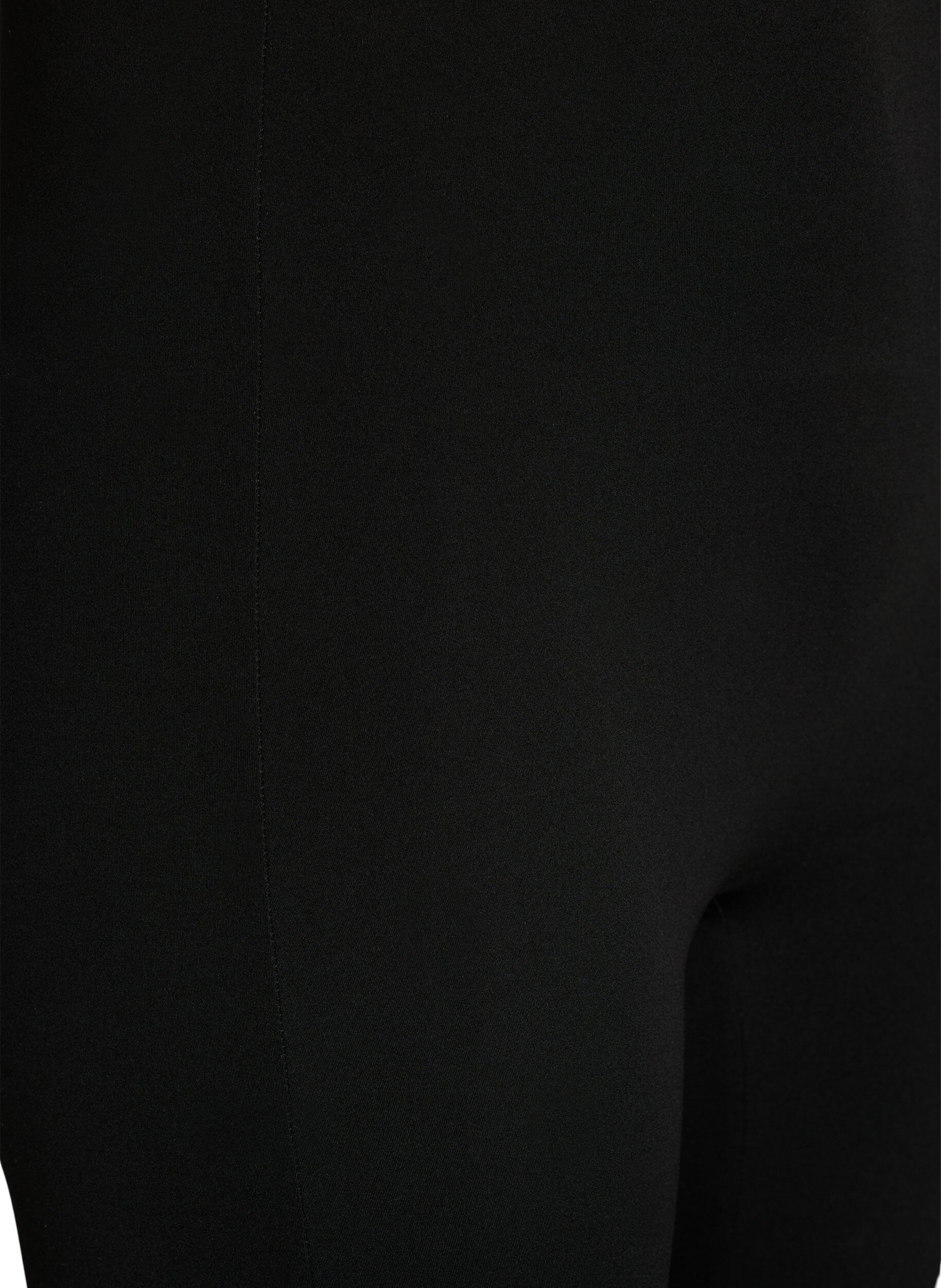 Zizzi Lekkie, dlugie spodenki modelujace, Czarne, Packshot image number 2