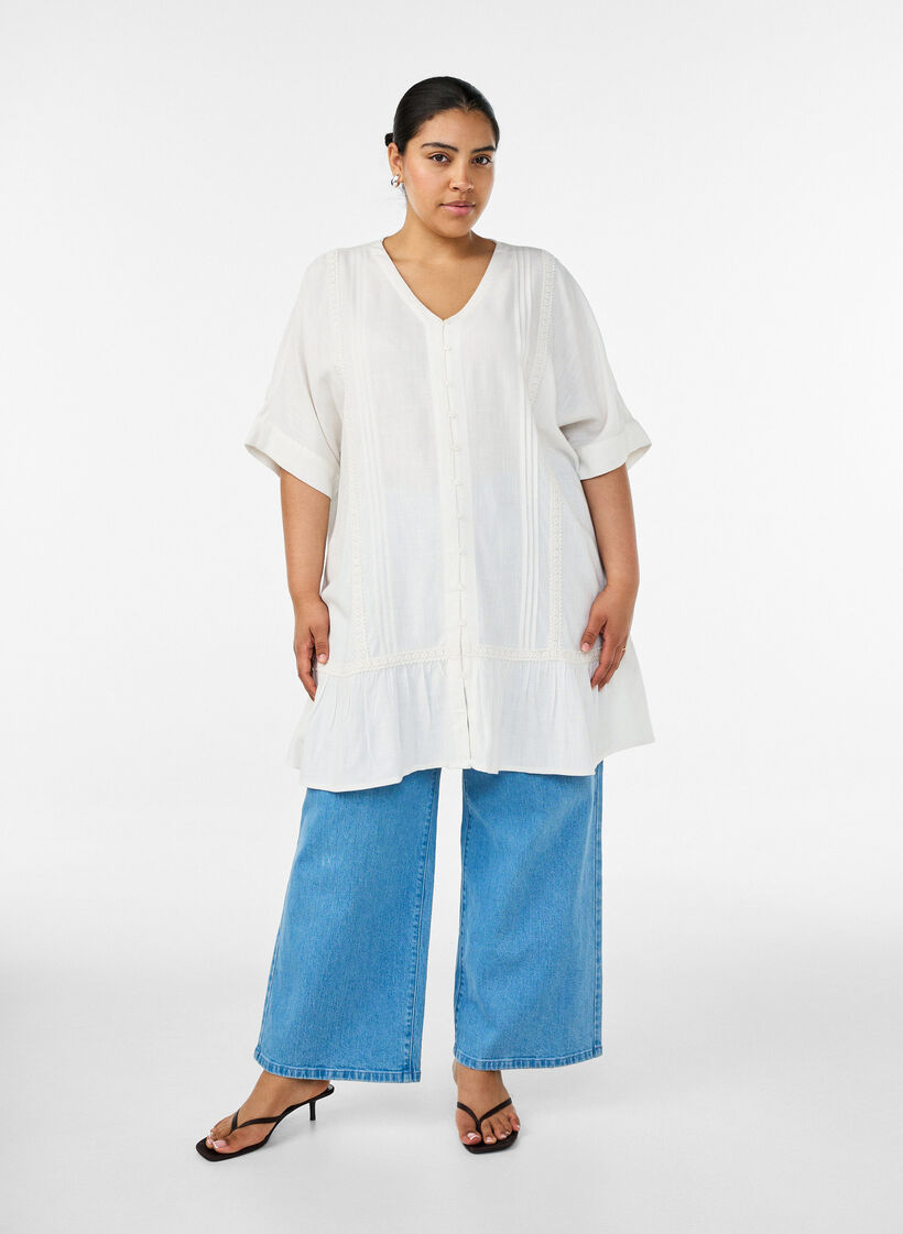 Tunika z wiskozy z guzikami i falbana na dole, Biały, Model image number 1
