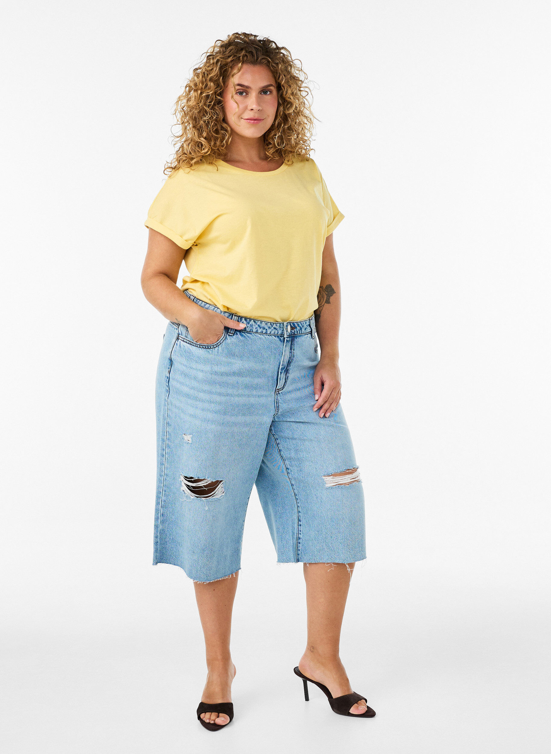 ZizziKoszulka z kr&oacute;tkimi rekawami wykonana z mieszanki bawelny, Ż&oacute;łty, Model image number 1