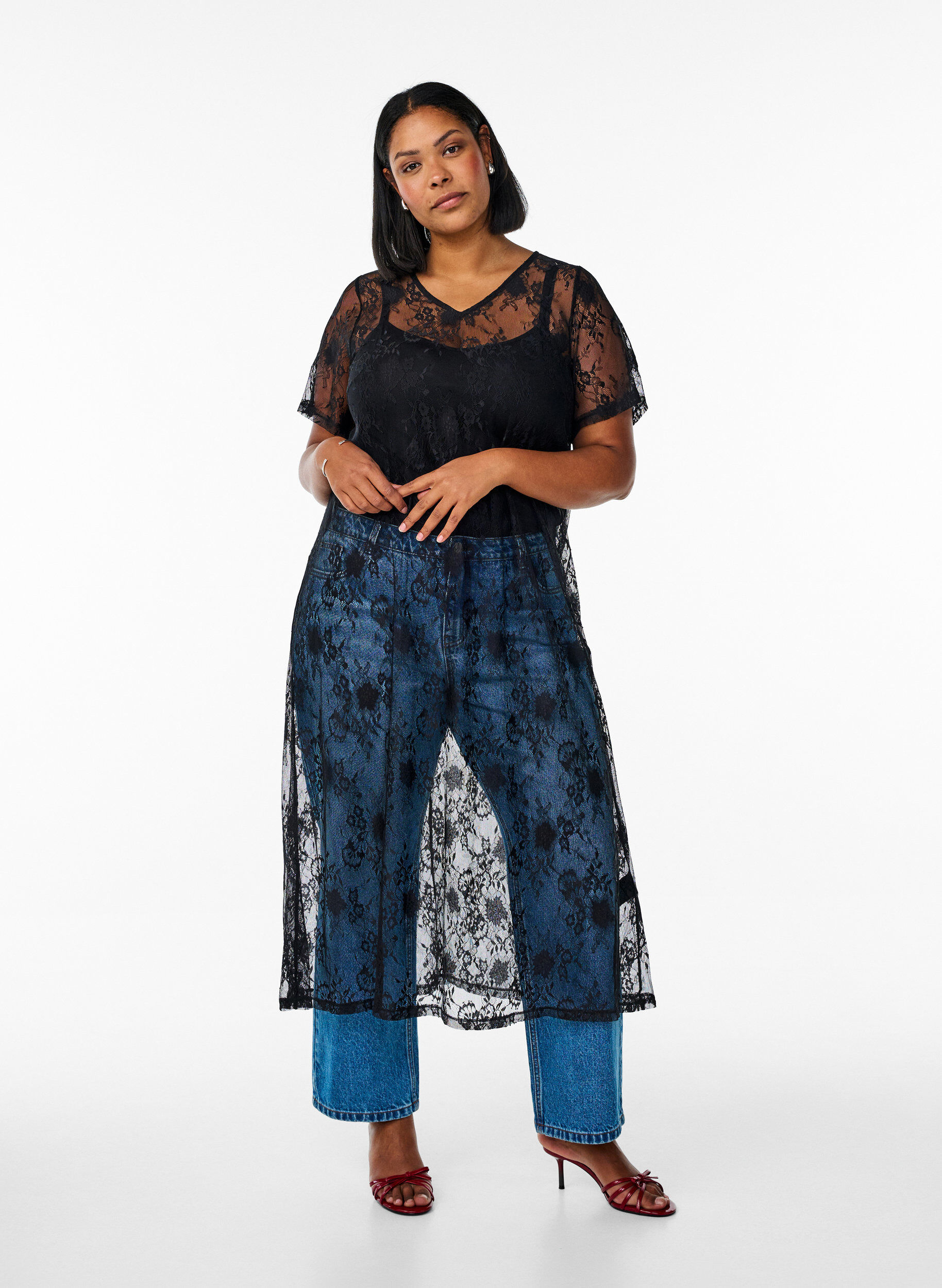 Zizzi Koronkowa sukienka o dlugosci midi i ksztalcie litery A, Black, Model image number 0